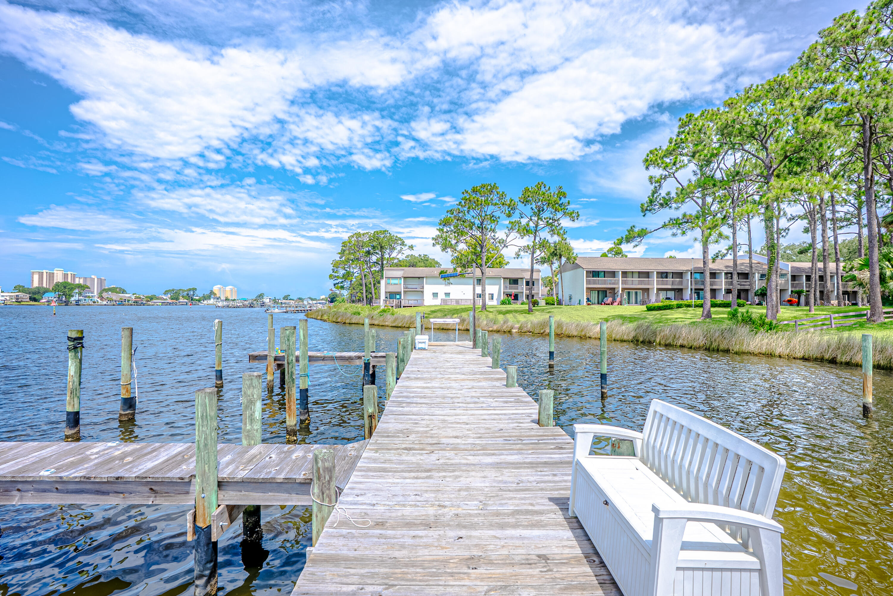 DOCKSIDE NORTH CONDO - Residential