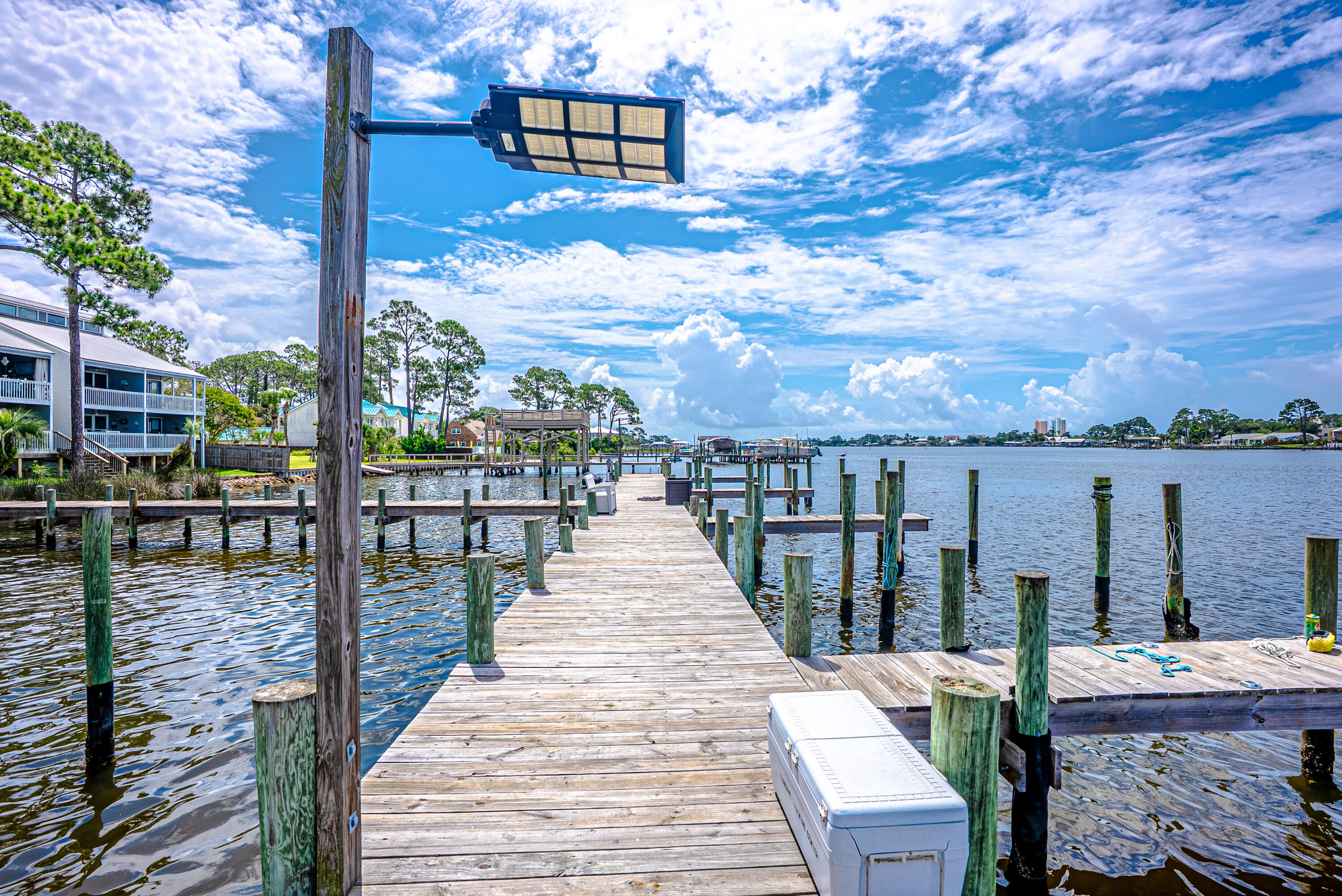 DOCKSIDE NORTH CONDO - Residential
