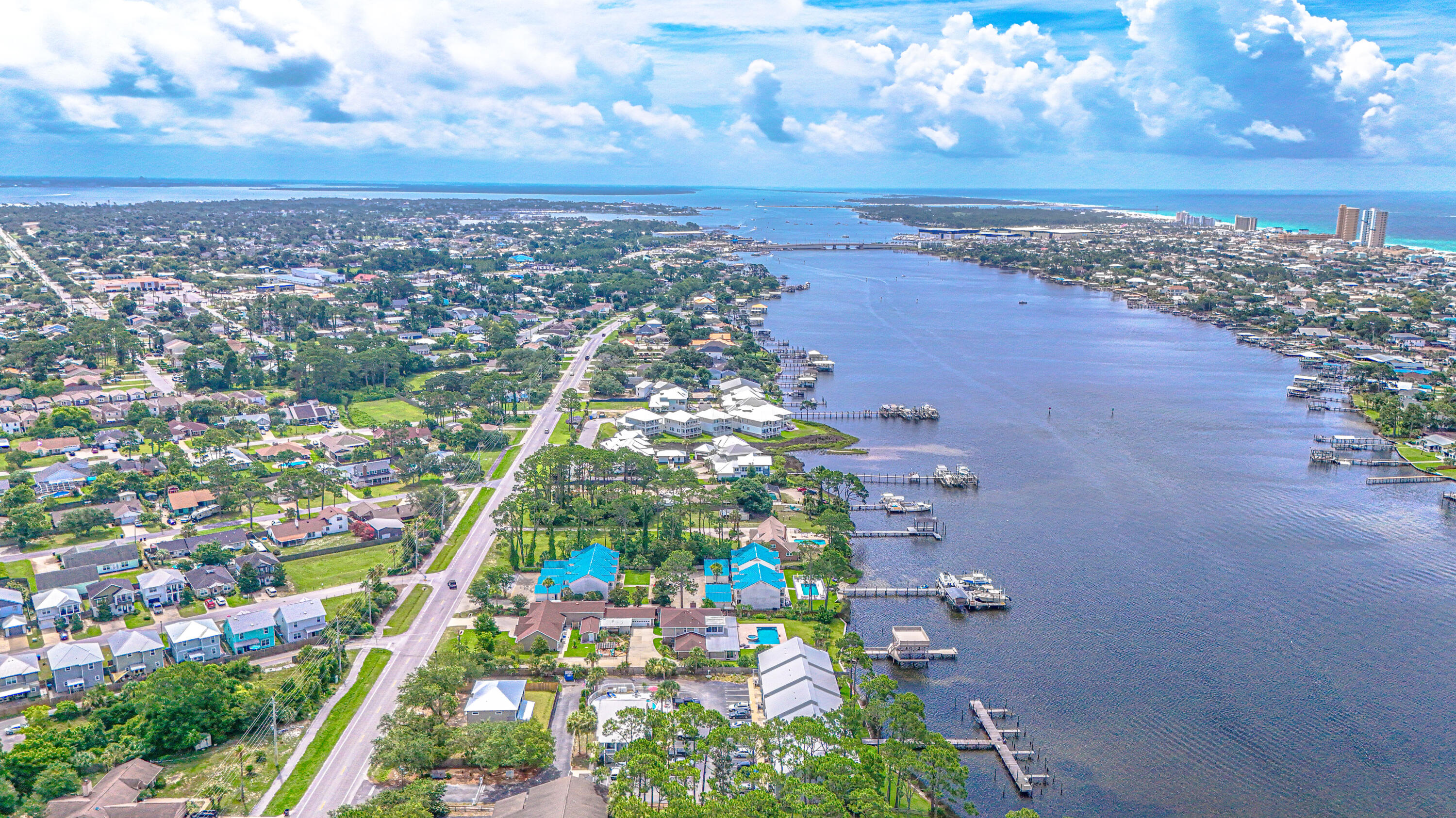 DOCKSIDE NORTH CONDO - Residential