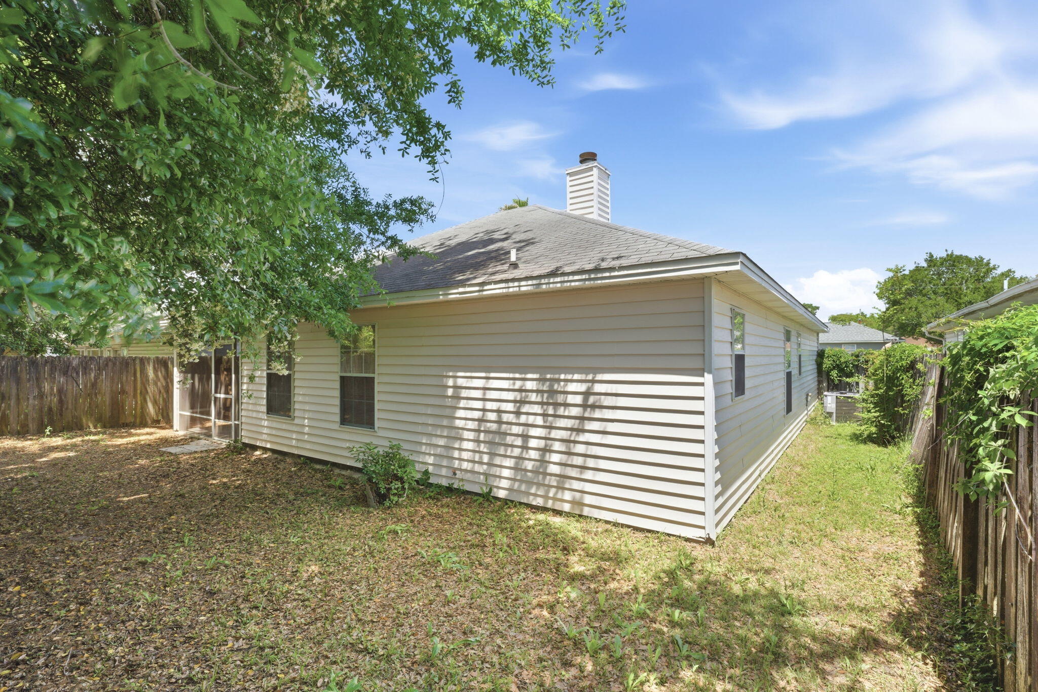 SOUTHERN OAKS PLANTATION - Residential Lease