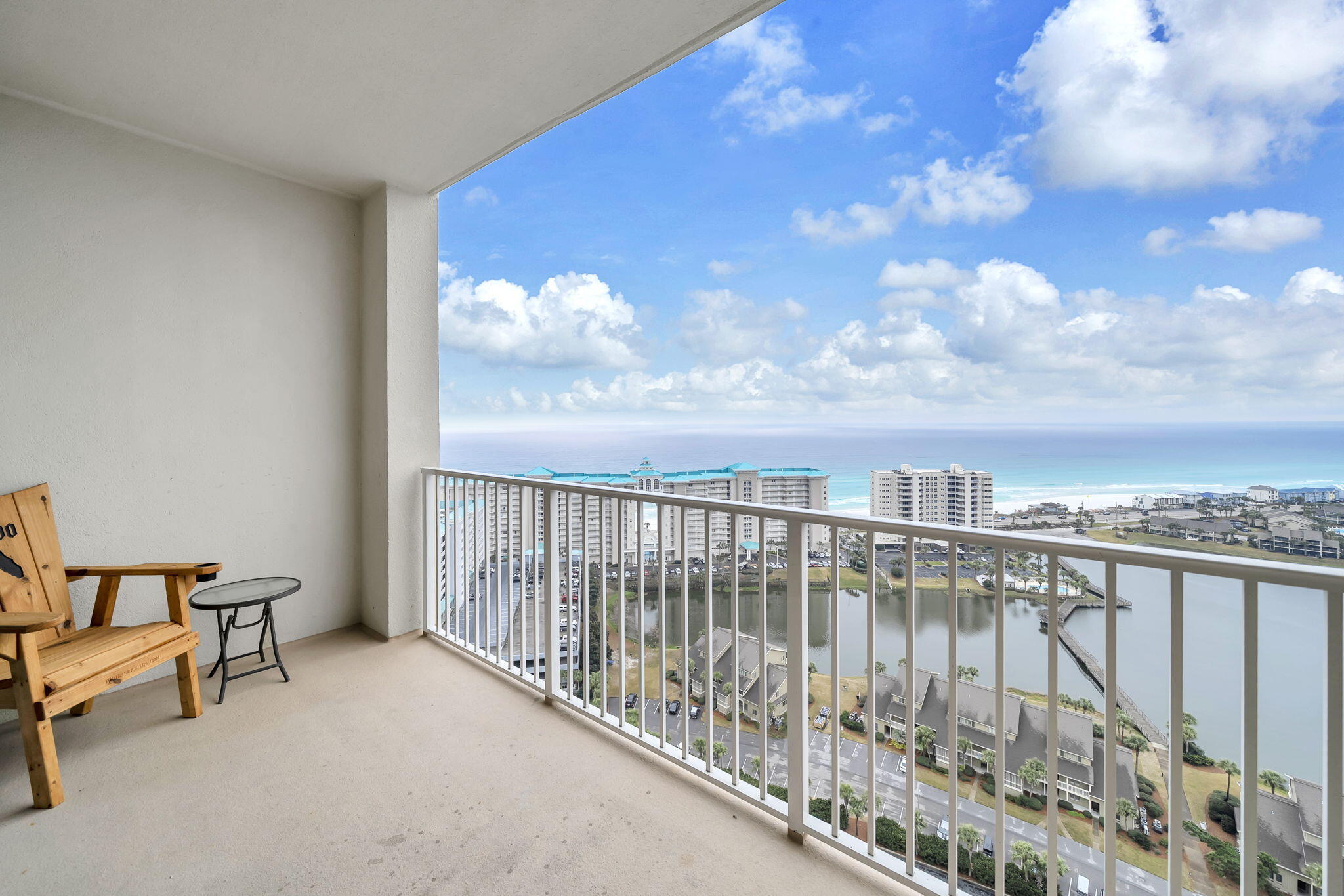 ARIEL DUNES II - Residential