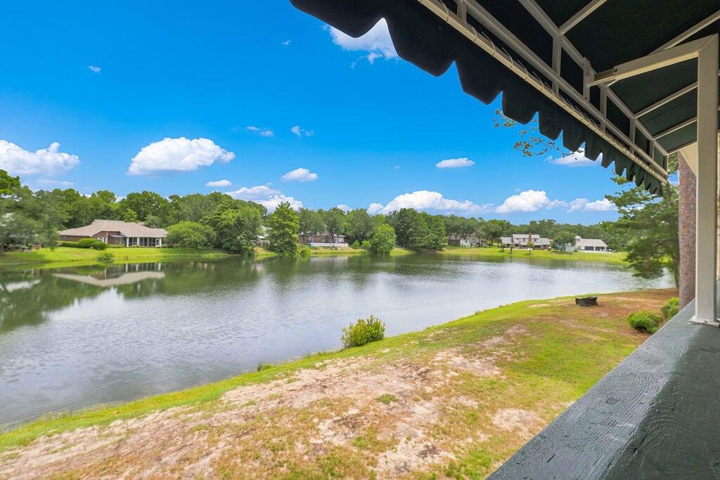 LAKESIDE CONDO AT BLUEWATER BAY - Residential
