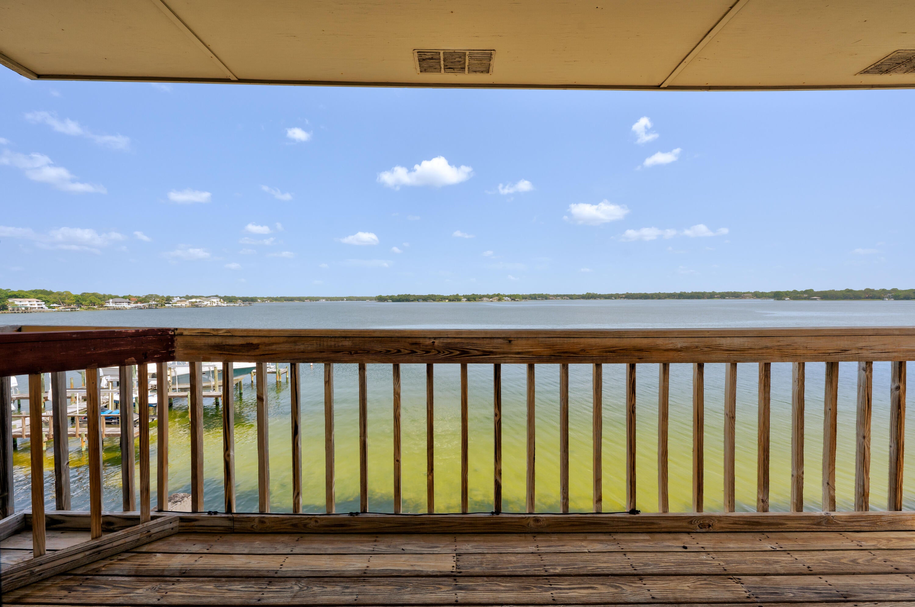 BAYOU PINES T/H - Residential