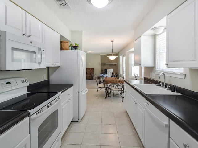 HERITAGE HILLS UNIT 1 - Residential