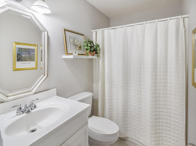 HERITAGE HILLS UNIT 1 - Residential