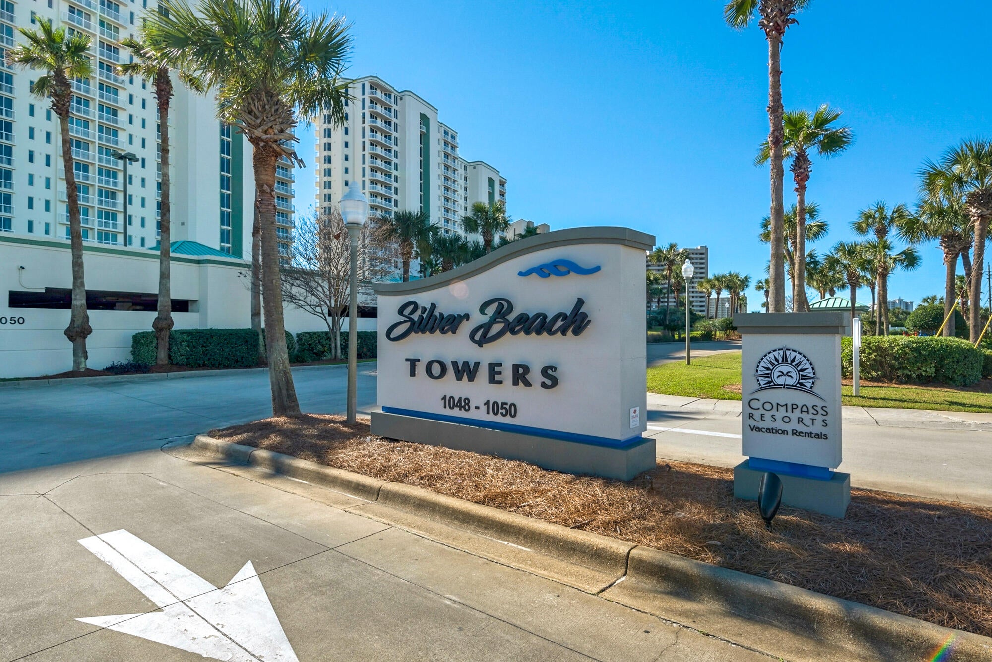SILVER BEACH TOWERS - Residential