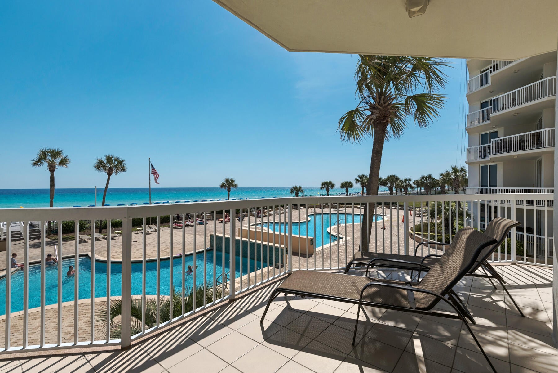 SILVER BEACH TOWERS - Residential