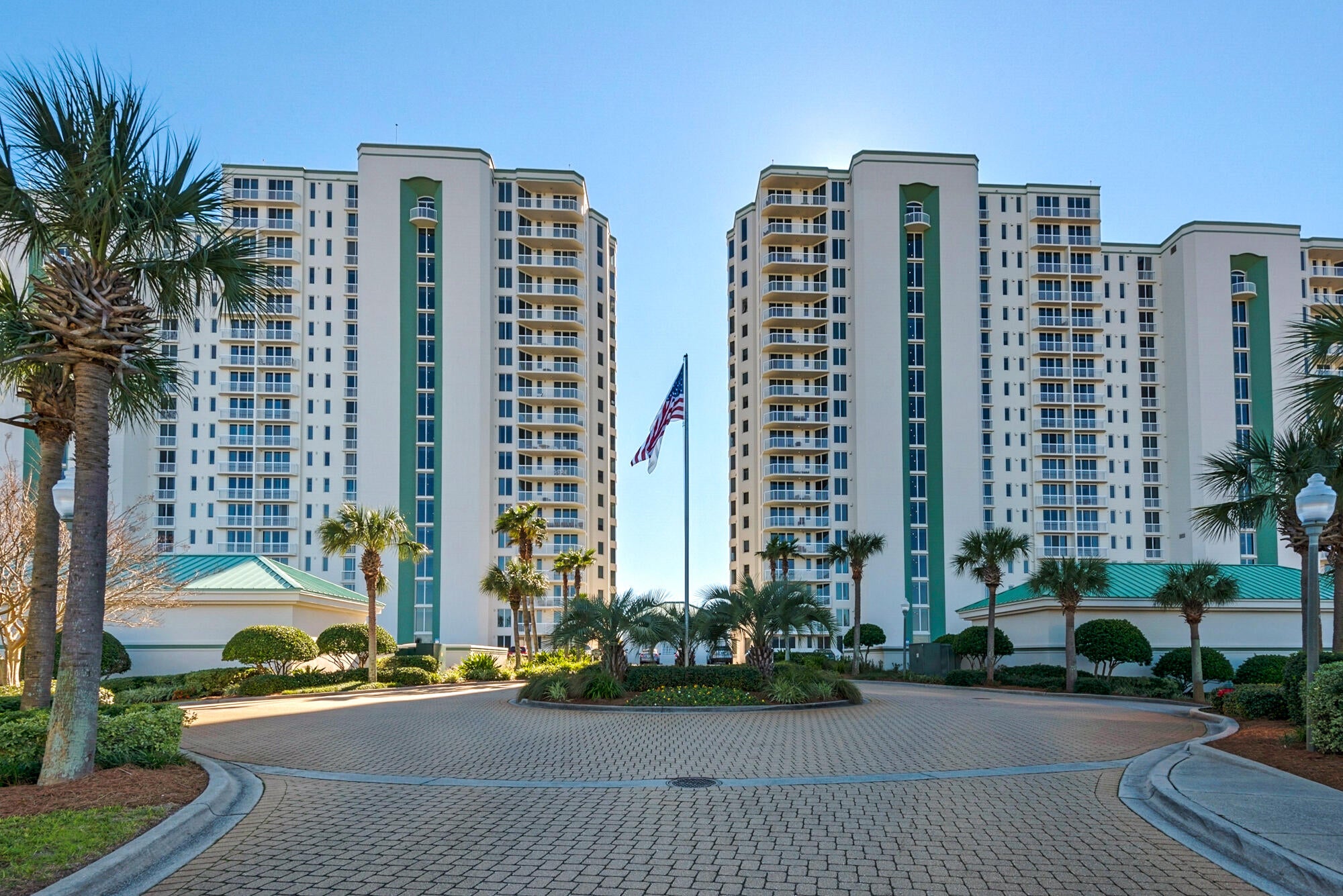 A rare opportunity to own this huge 5 bedroom 2-level condo on the Gulf of America. Two master bedrooms with 2 master baths. Entertainment den on lower level with 6 reclining seats. Amazing up-close views of the Gulf and the swimming pool is right outside your patio level sliding door. Separate 2-car garage with opener. Lots of closets with 2 large owner closets. Serene seating on your balcony overlooking the pool and the Gulf. where you can enjoy a relaxing breakfast right off the liviing room.