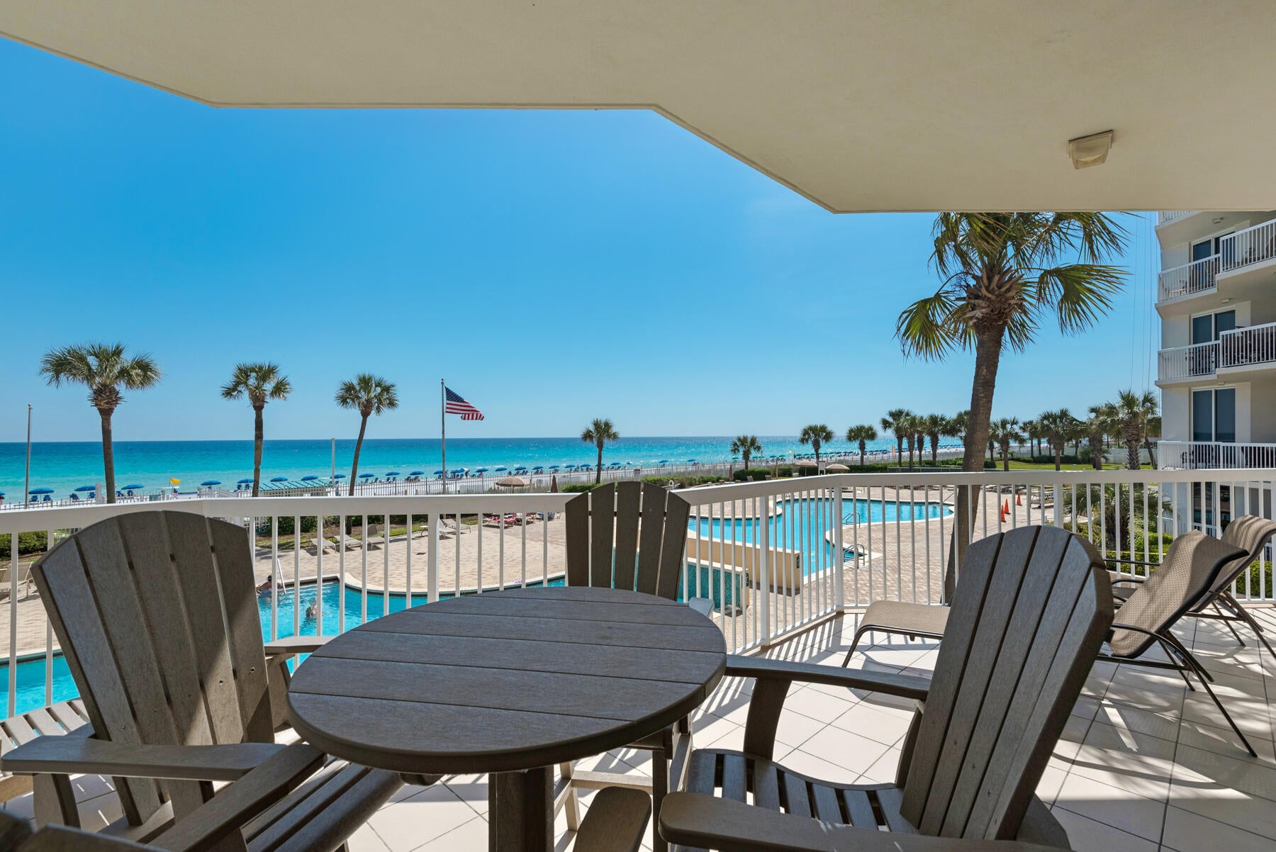 SILVER BEACH TOWERS - Residential
