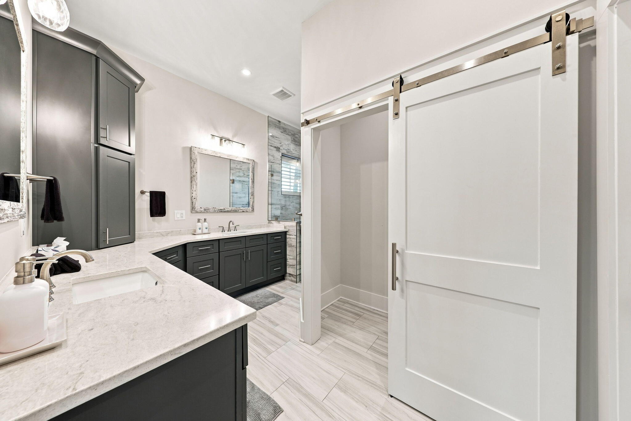 BEACH HIGHLAND - Residential