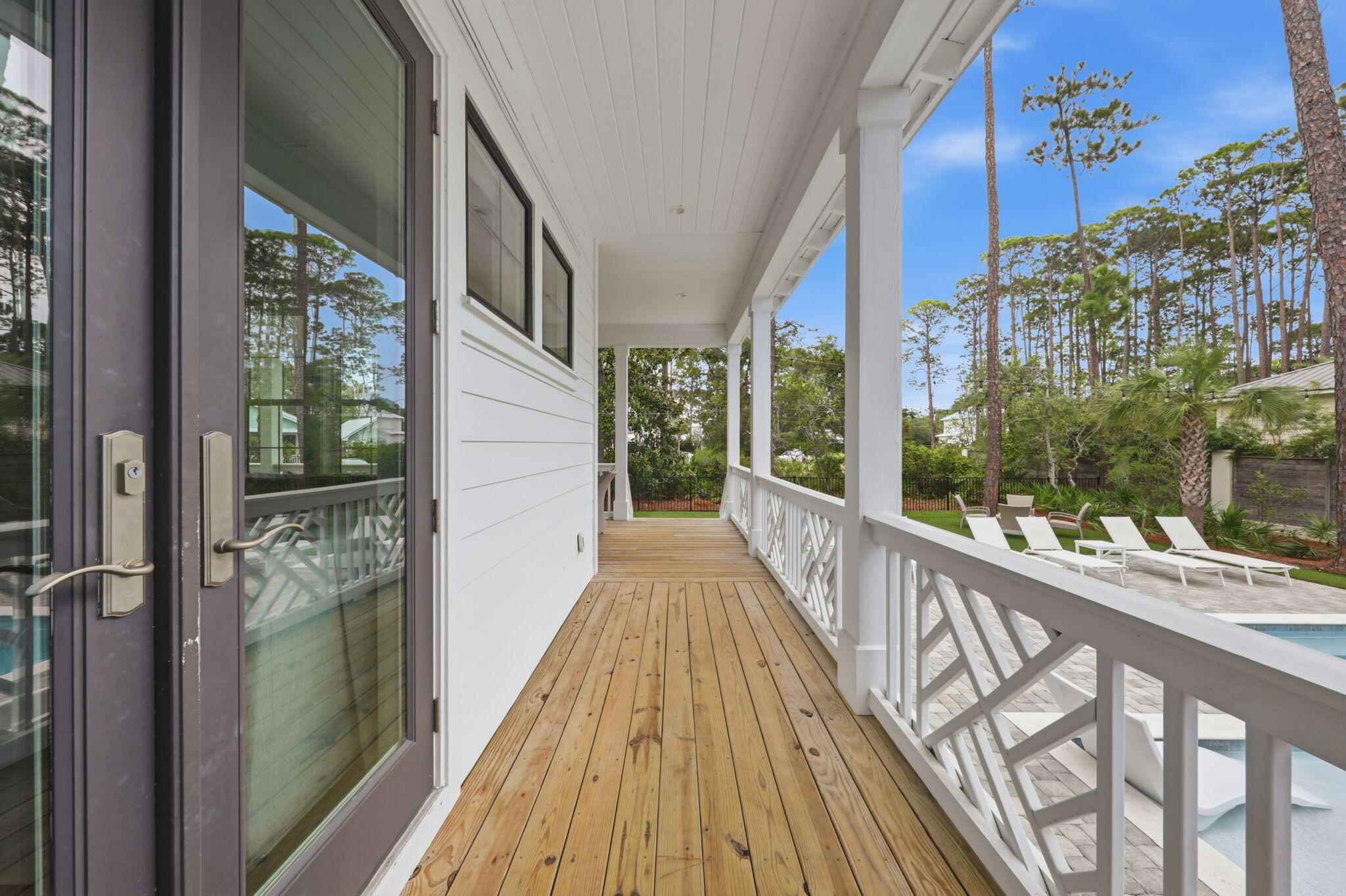 BEACH HIGHLAND - Residential