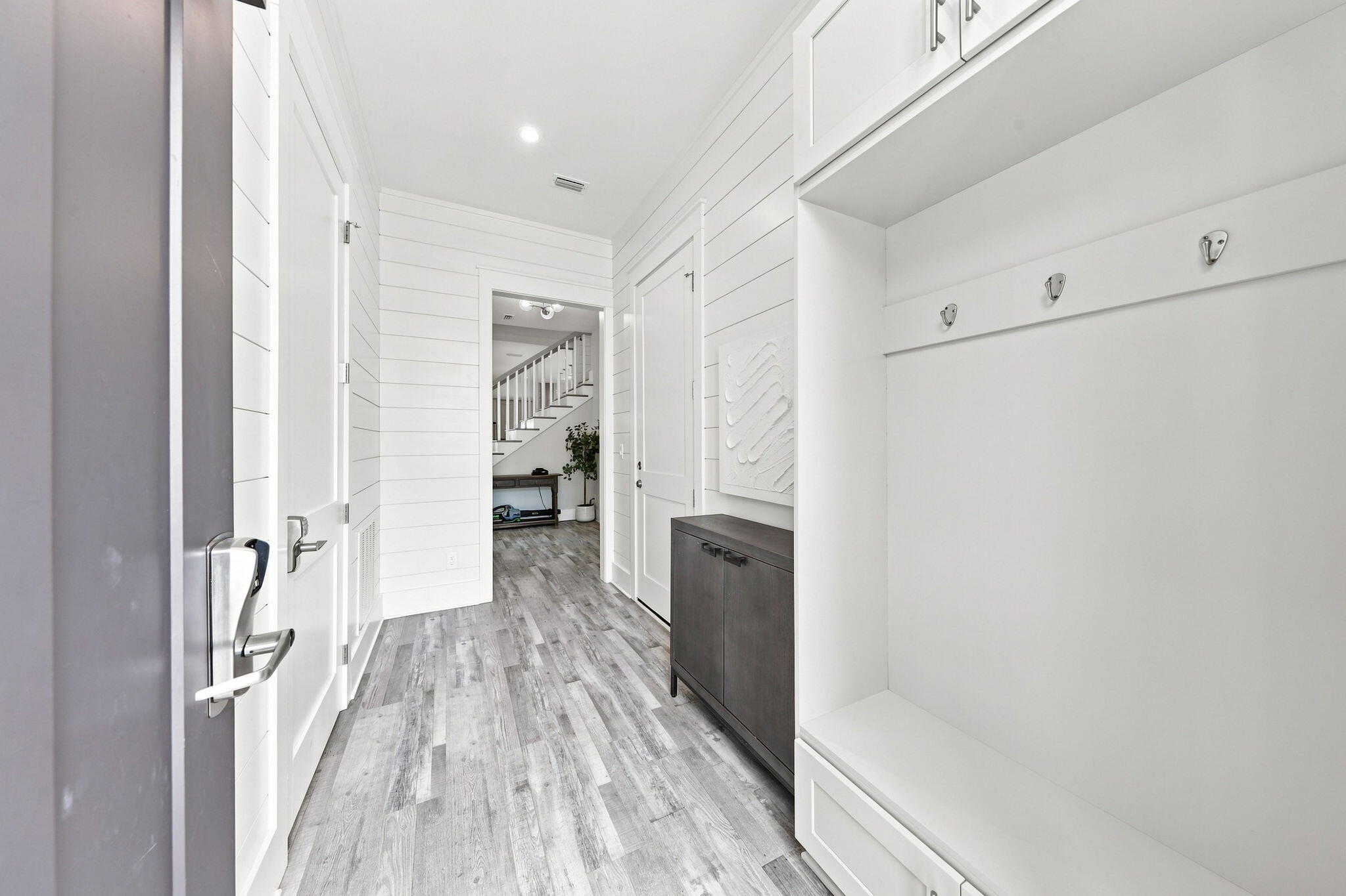 BEACH HIGHLAND - Residential