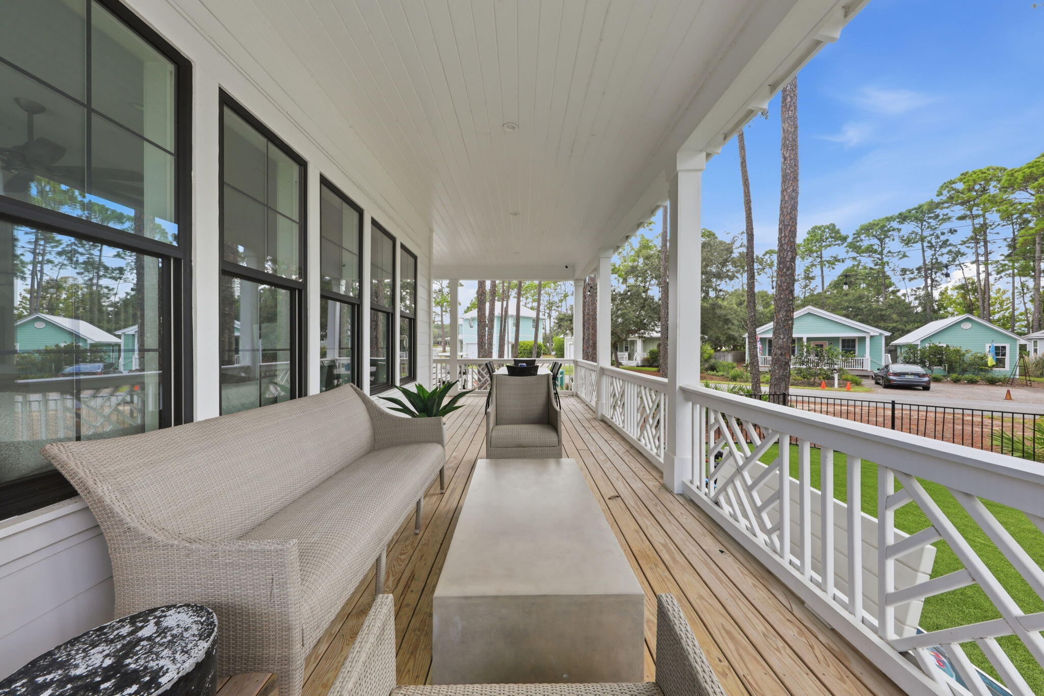 BEACH HIGHLAND - Residential