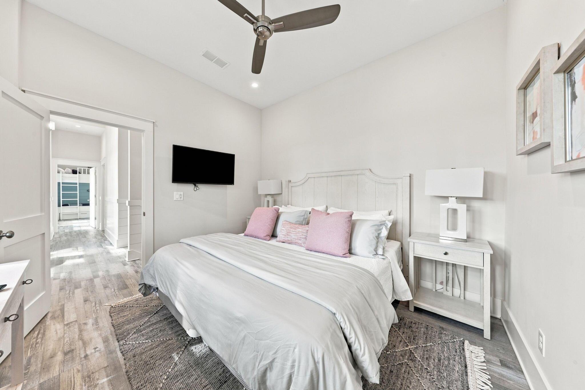 BEACH HIGHLAND - Residential
