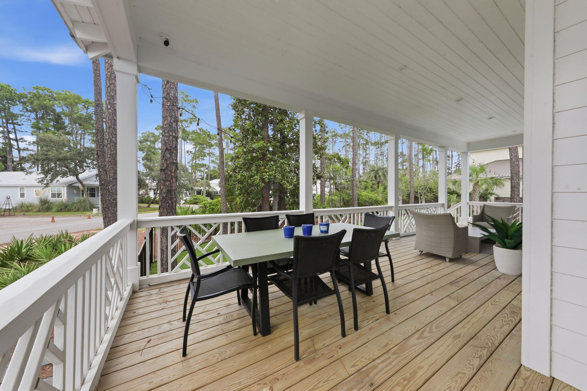 BEACH HIGHLAND - Residential