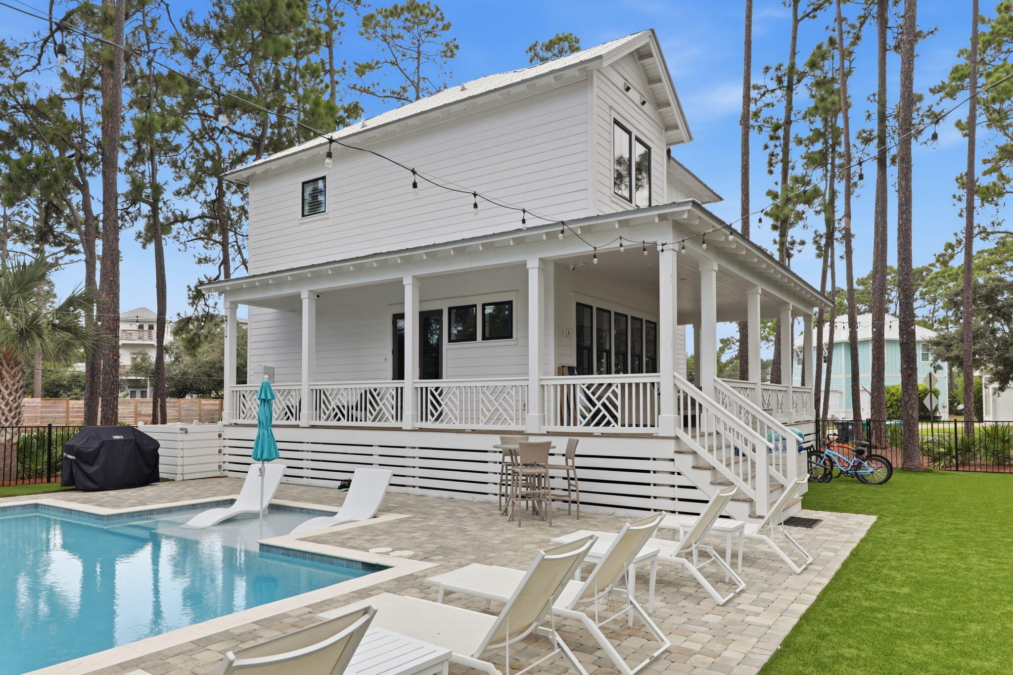 BEACH HIGHLAND - Residential