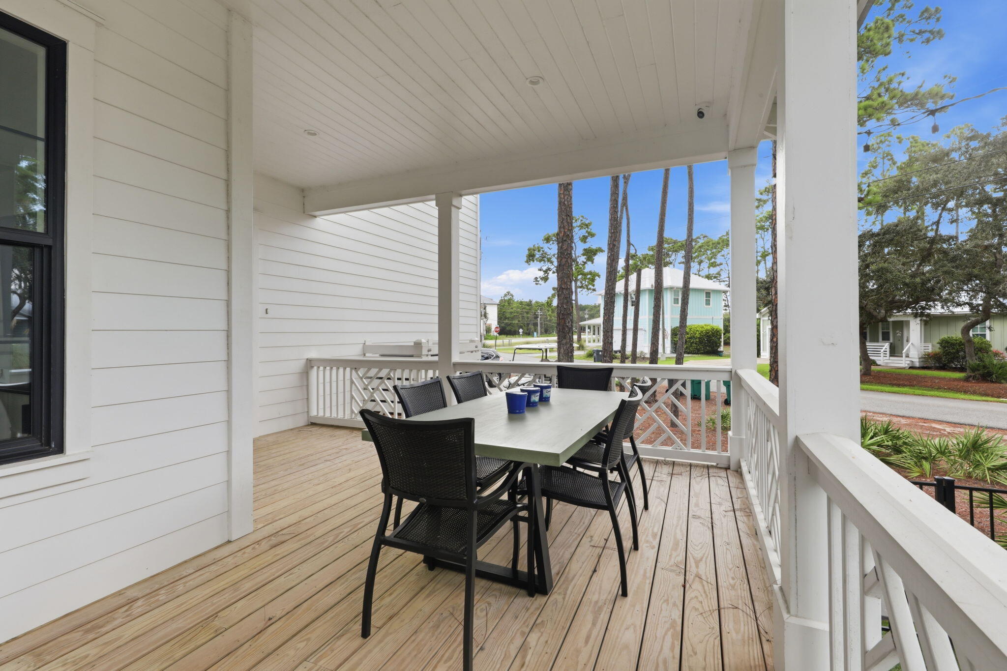 BEACH HIGHLAND - Residential