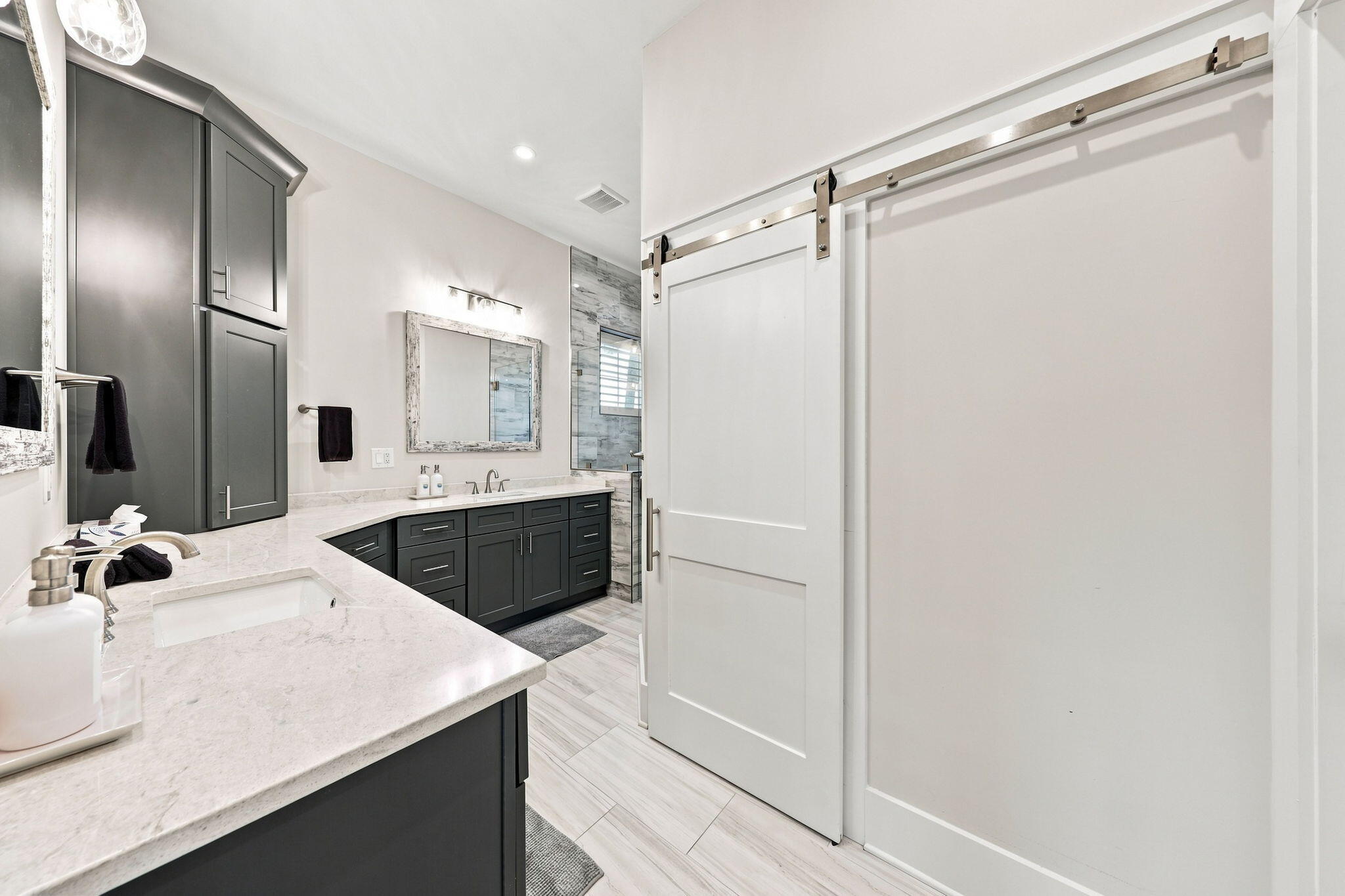 BEACH HIGHLAND - Residential