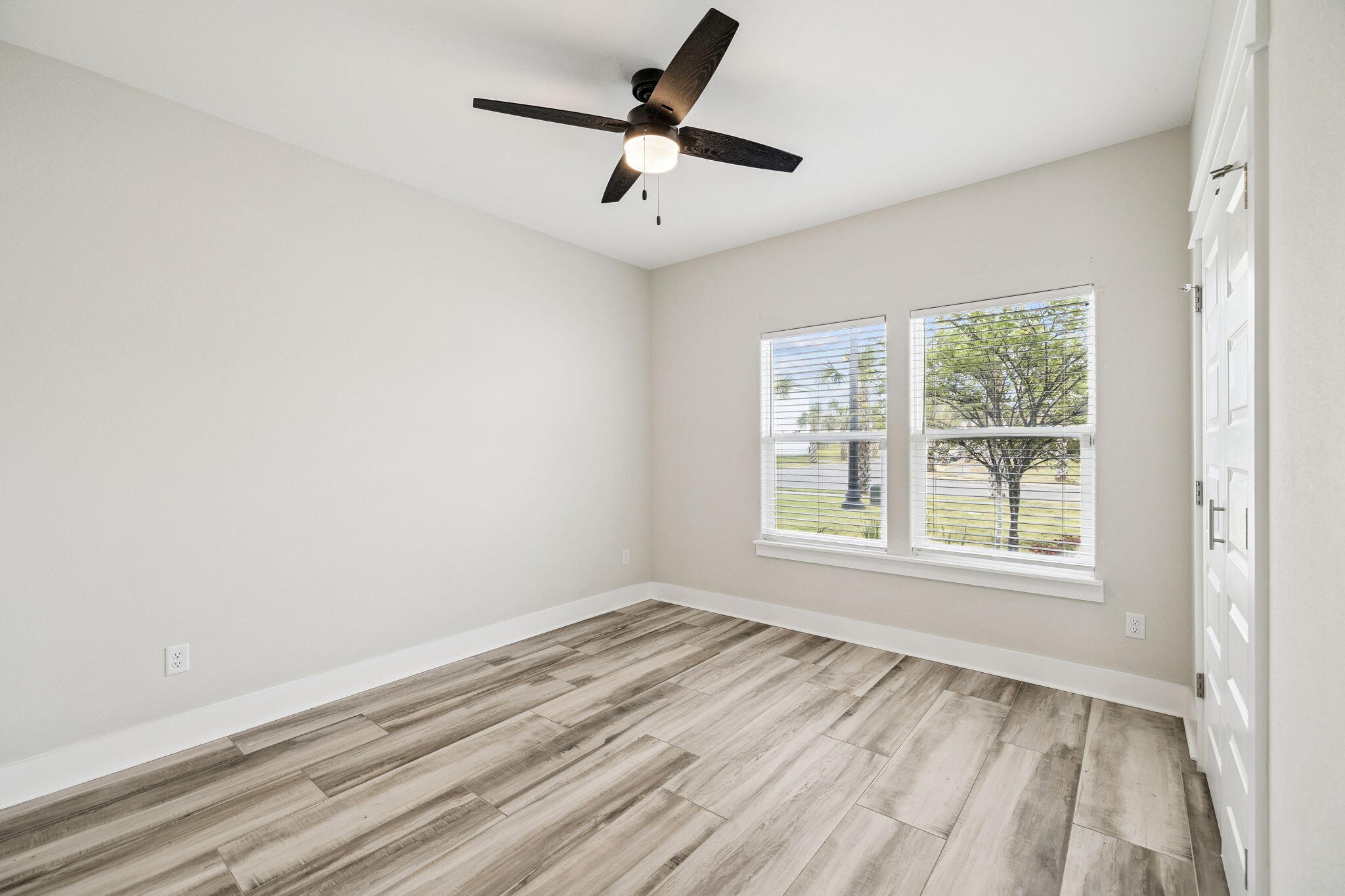 Laguna Haven - Residential