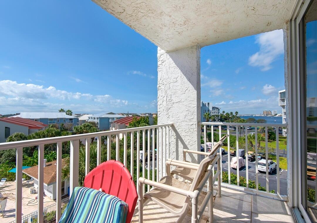 DOLPHIN POINT CONDO - Residential