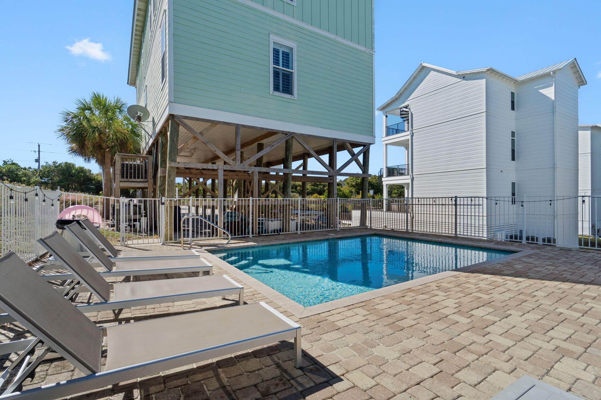 BEACH HIGHLAND 1ST ADD - Land