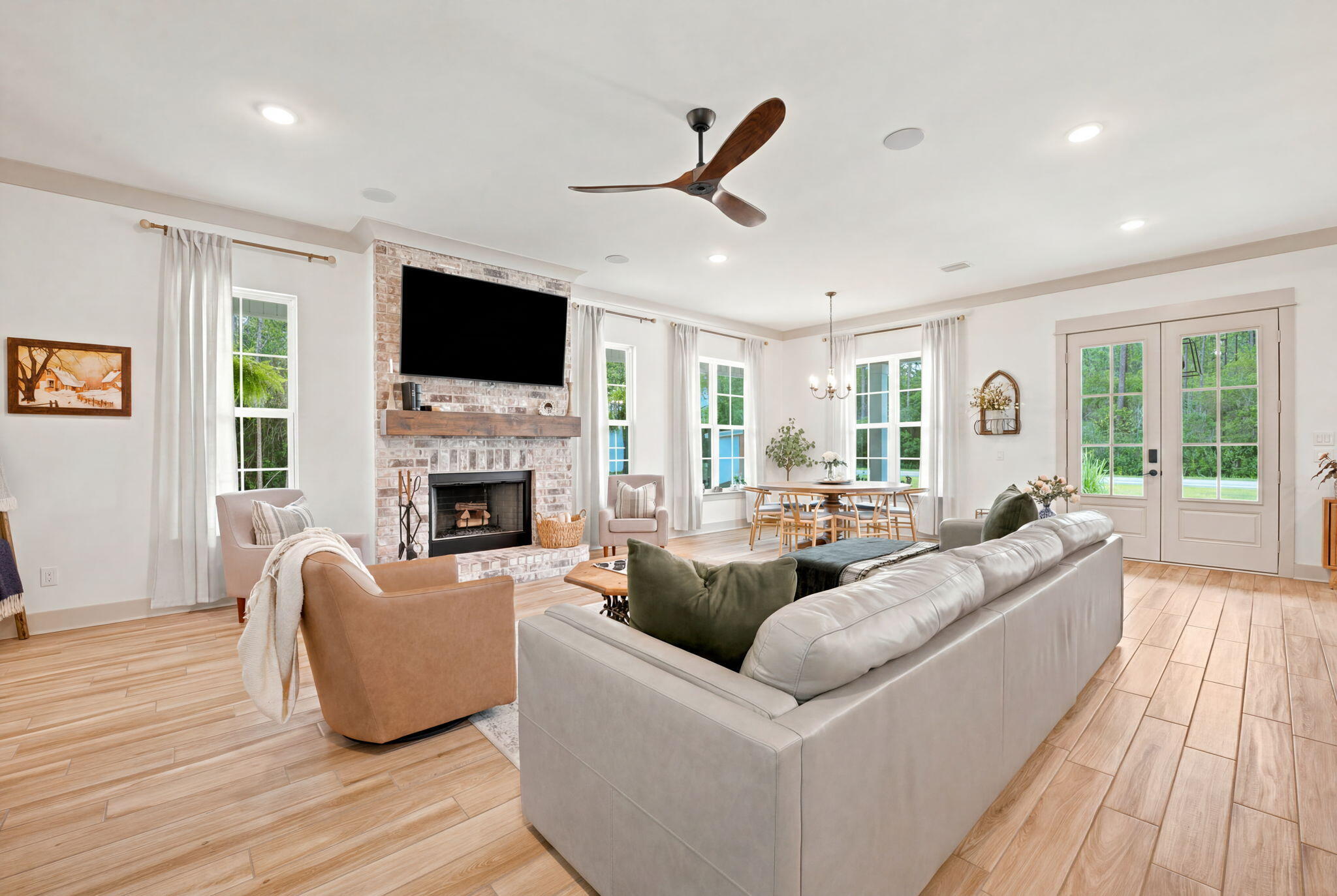 NO RECORDED SUBDIVISION - Residential