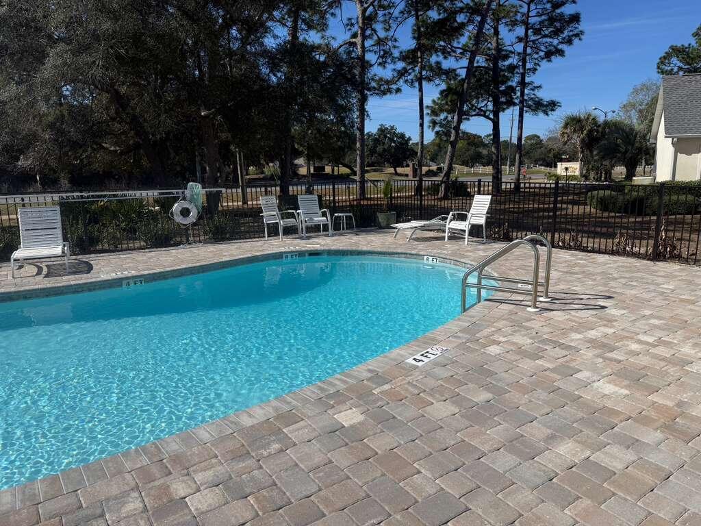 HIDDEN BAY VILLAGE - Residential Lease