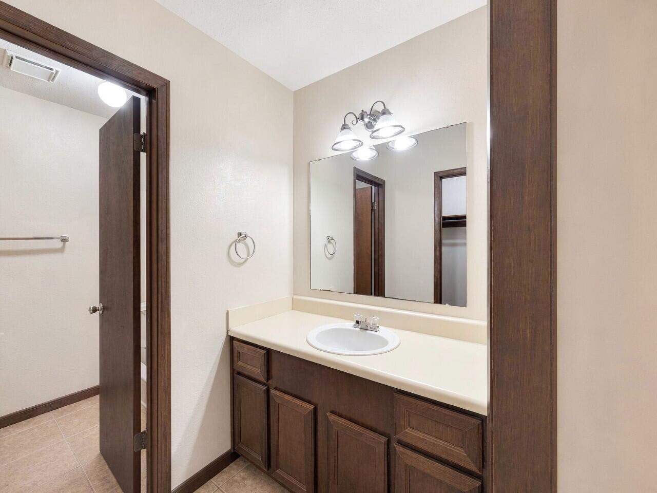 UNRECORDED SUBDIVISION - Residential Lease