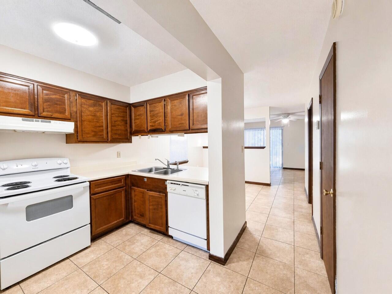 UNRECORDED SUBDIVISION - Residential Lease