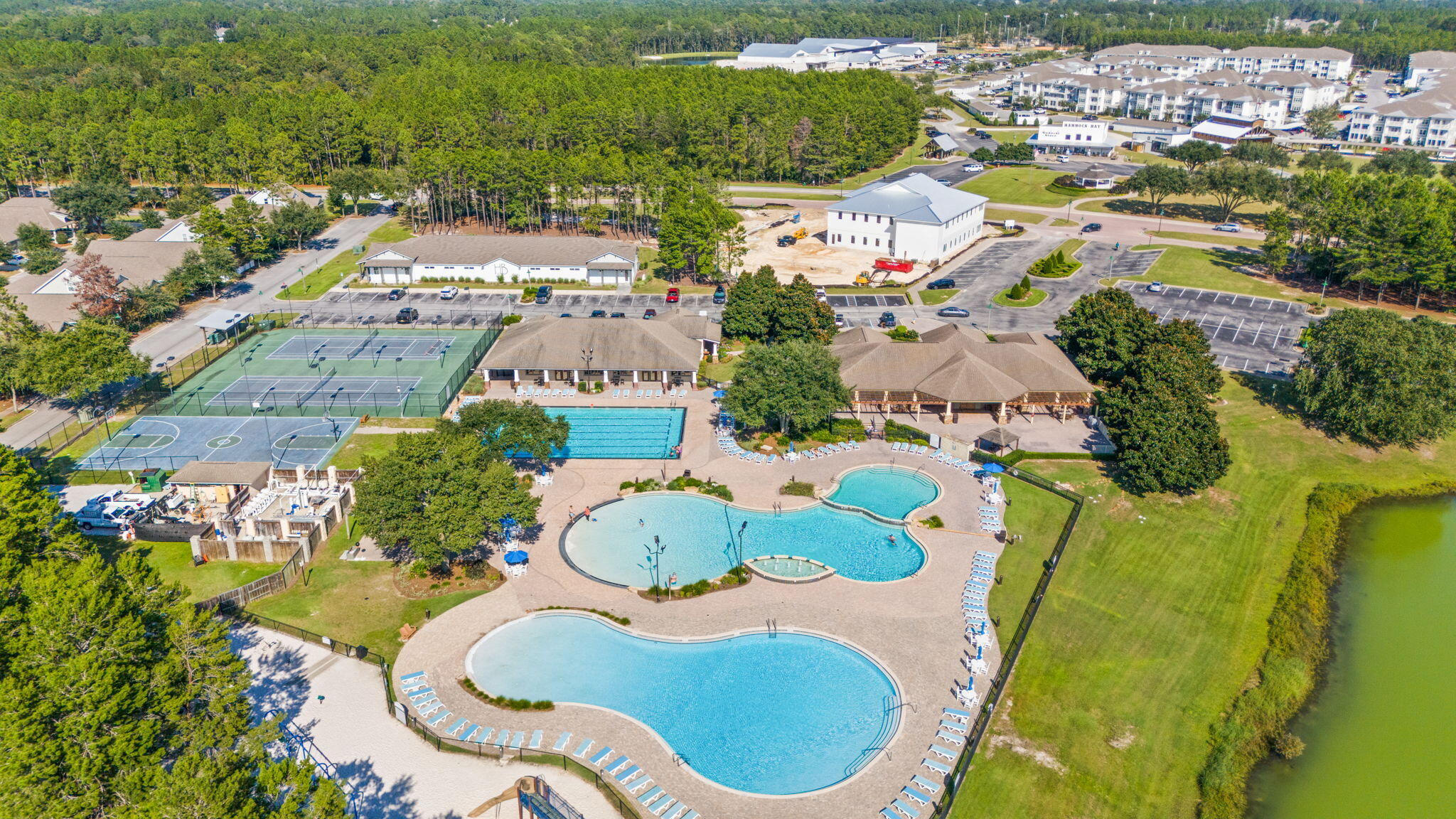 HAMMOCK BAY - Residential