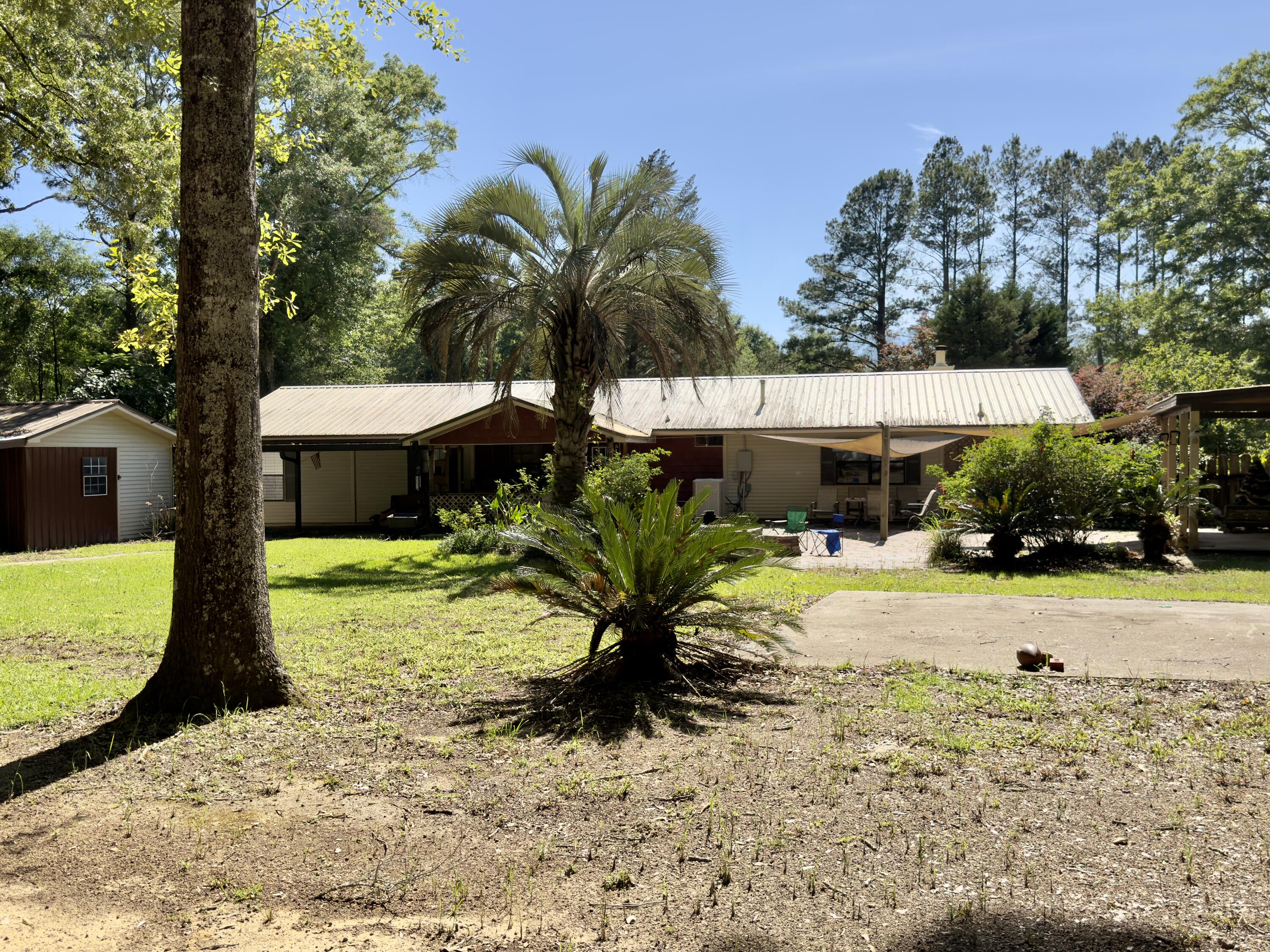 NO RECORDED SUBDIVISION - Residential