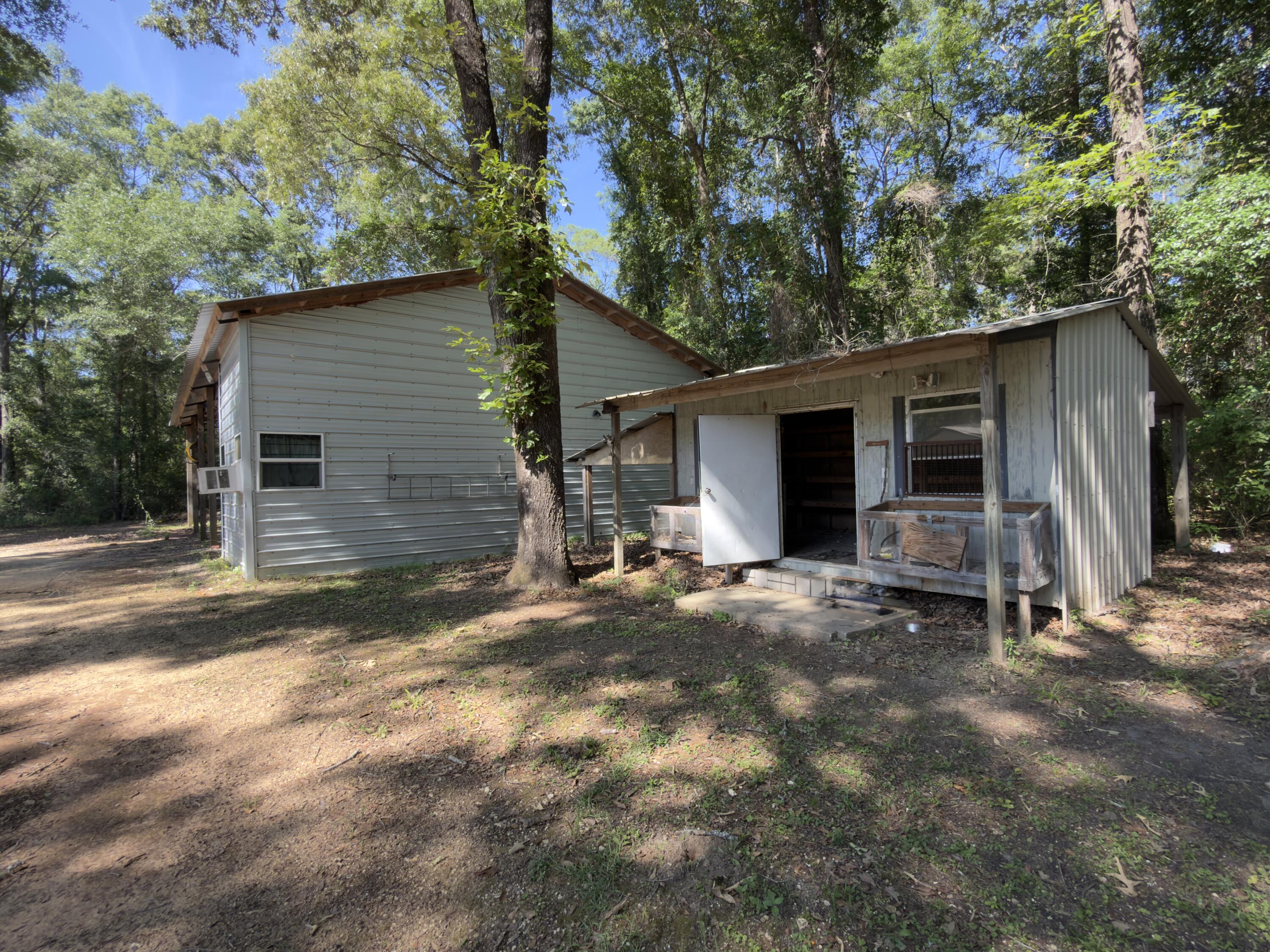 NO RECORDED SUBDIVISION - Residential