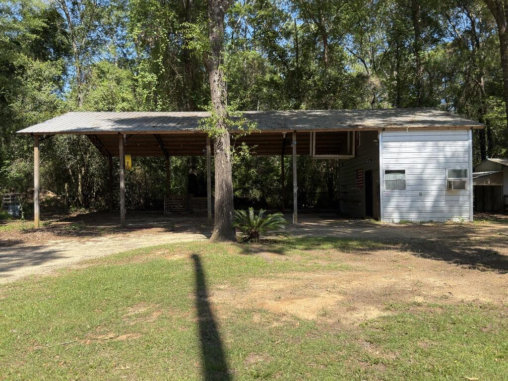 NO RECORDED SUBDIVISION - Residential