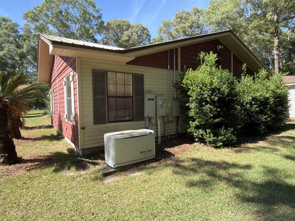 NO RECORDED SUBDIVISION - Residential