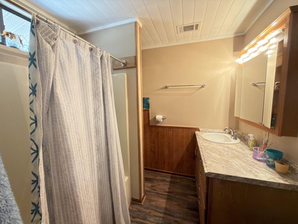 NO RECORDED SUBDIVISION - Residential