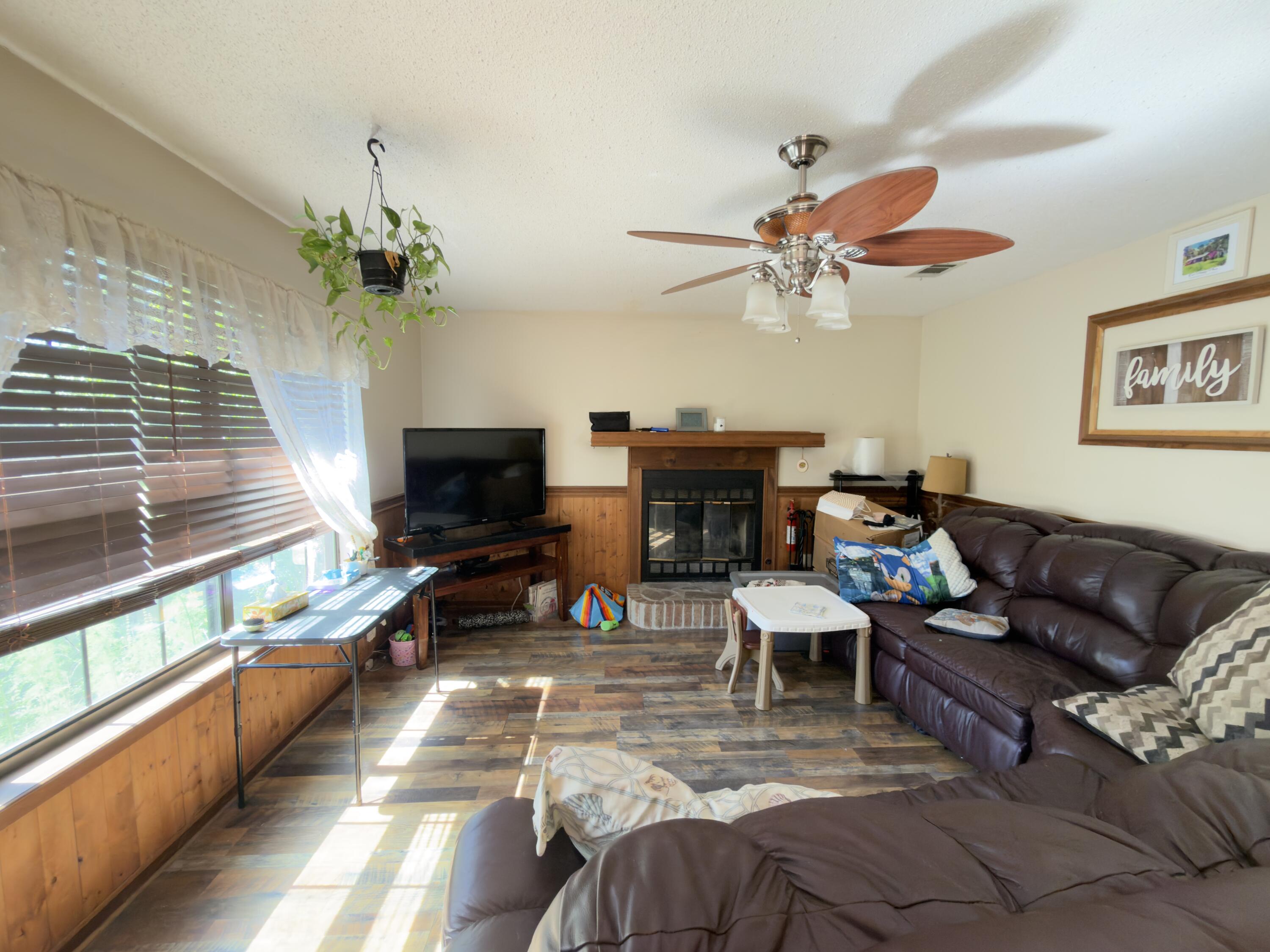 NO RECORDED SUBDIVISION - Residential