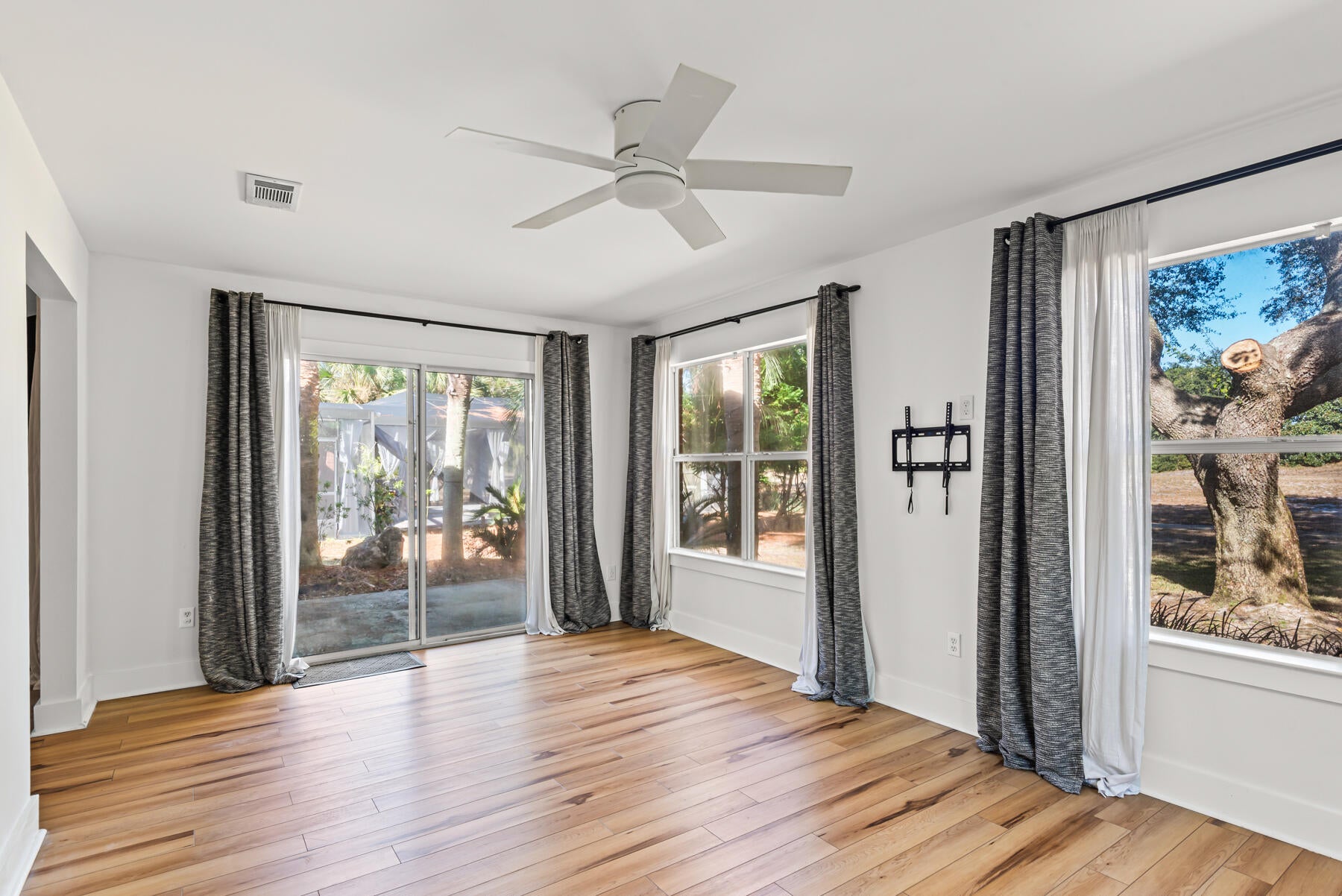 MAGNOLIA PLANTATION AT BLUEWATER BAY - Residential