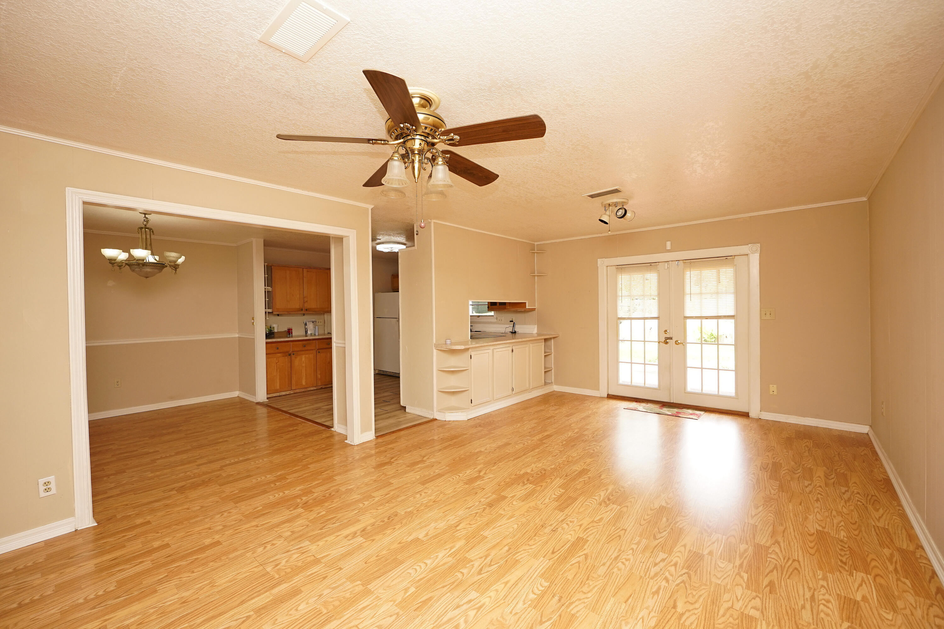 BAYOU WOODS - Residential