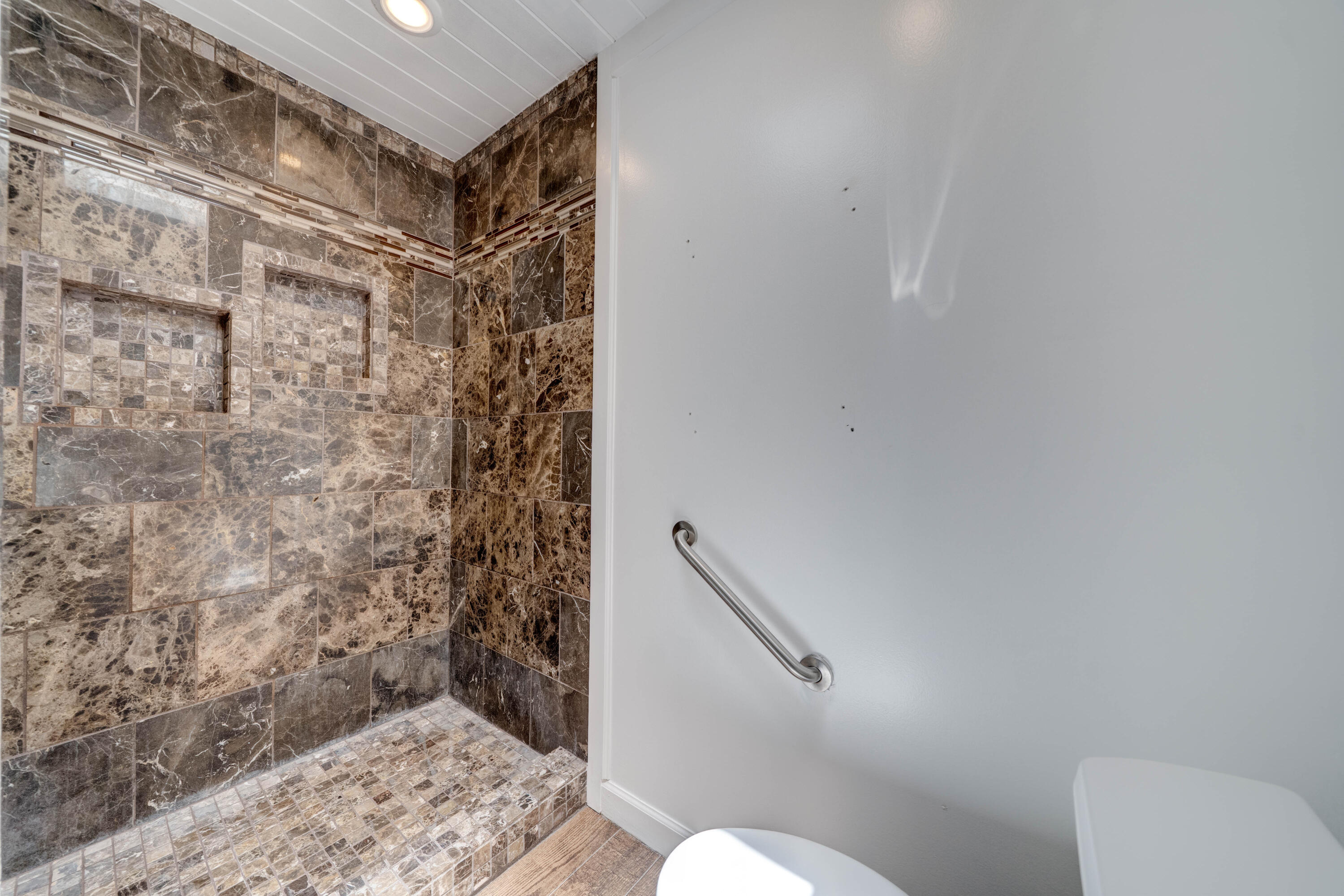 BRANDYWINE ESTATES - Residential