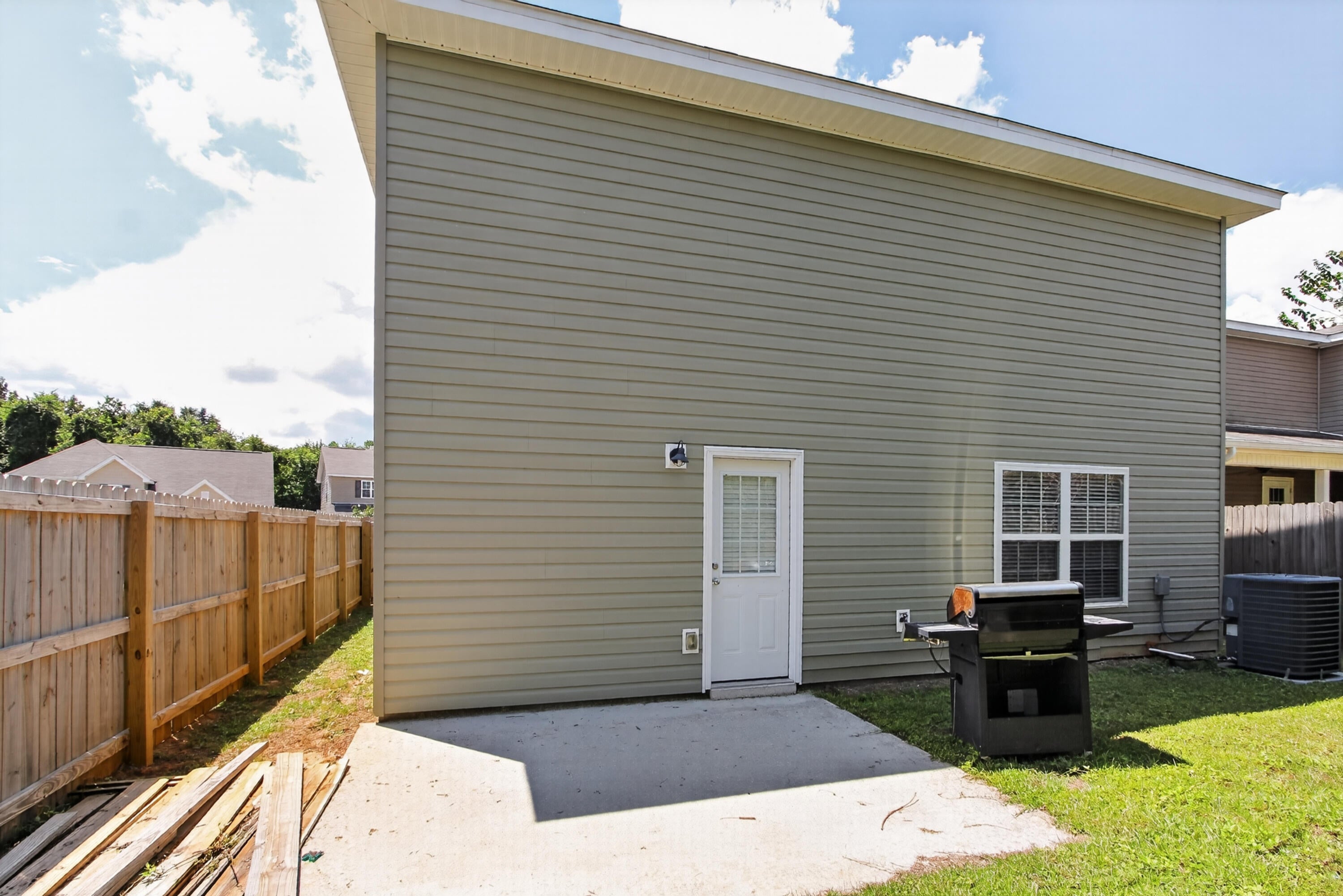 STILLWELL SOUTH - Residential Lease