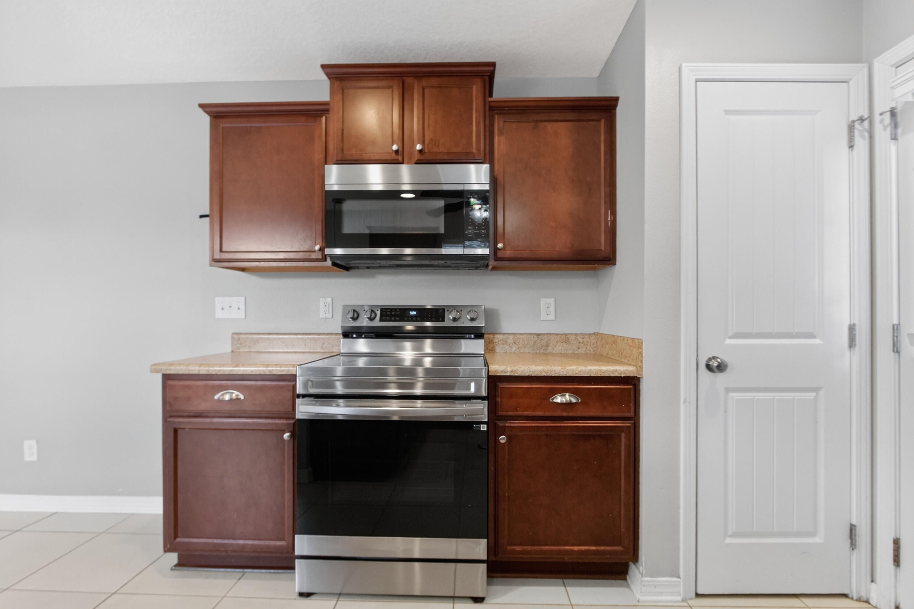 STILLWELL SOUTH - Residential Lease
