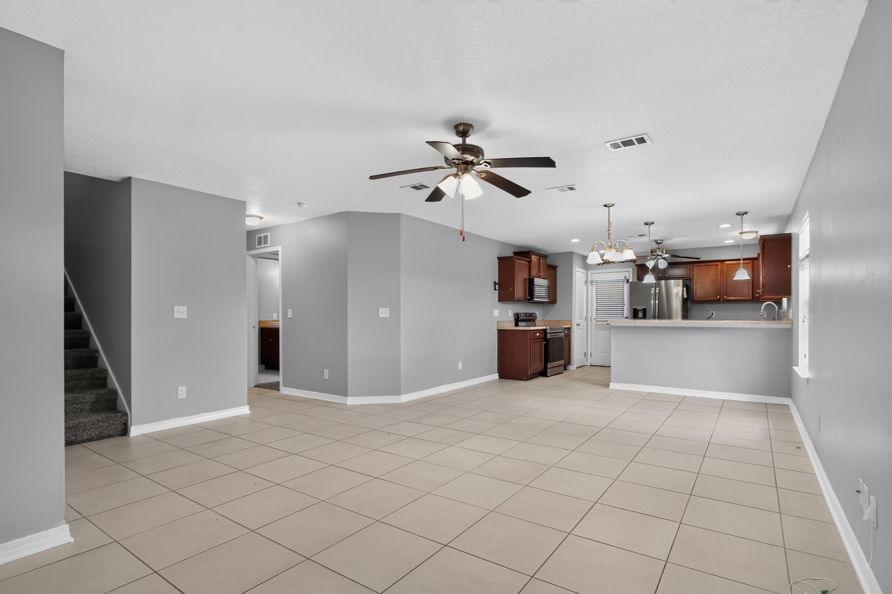 STILLWELL SOUTH - Residential Lease