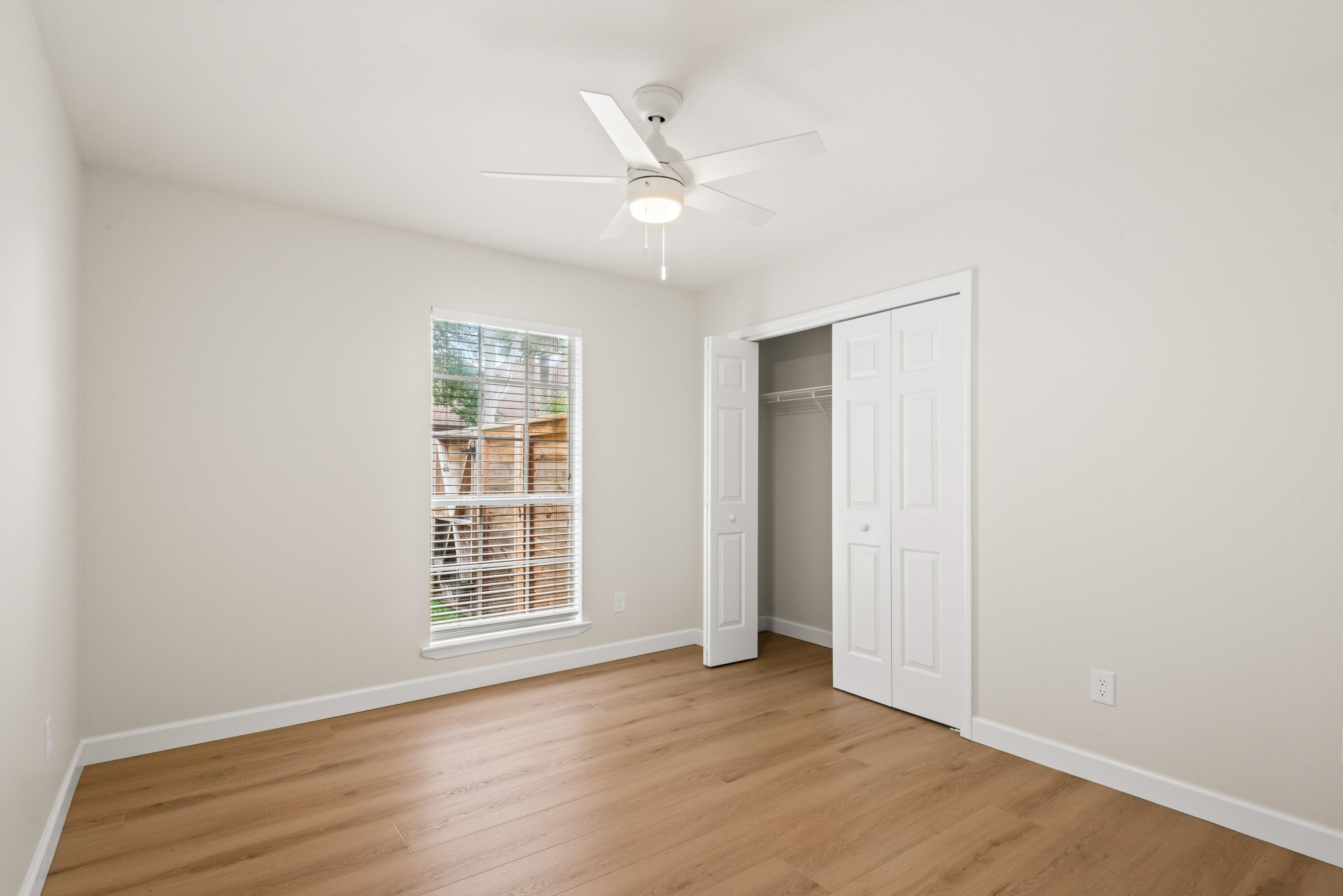 EMERALD BAY WEST - Residential