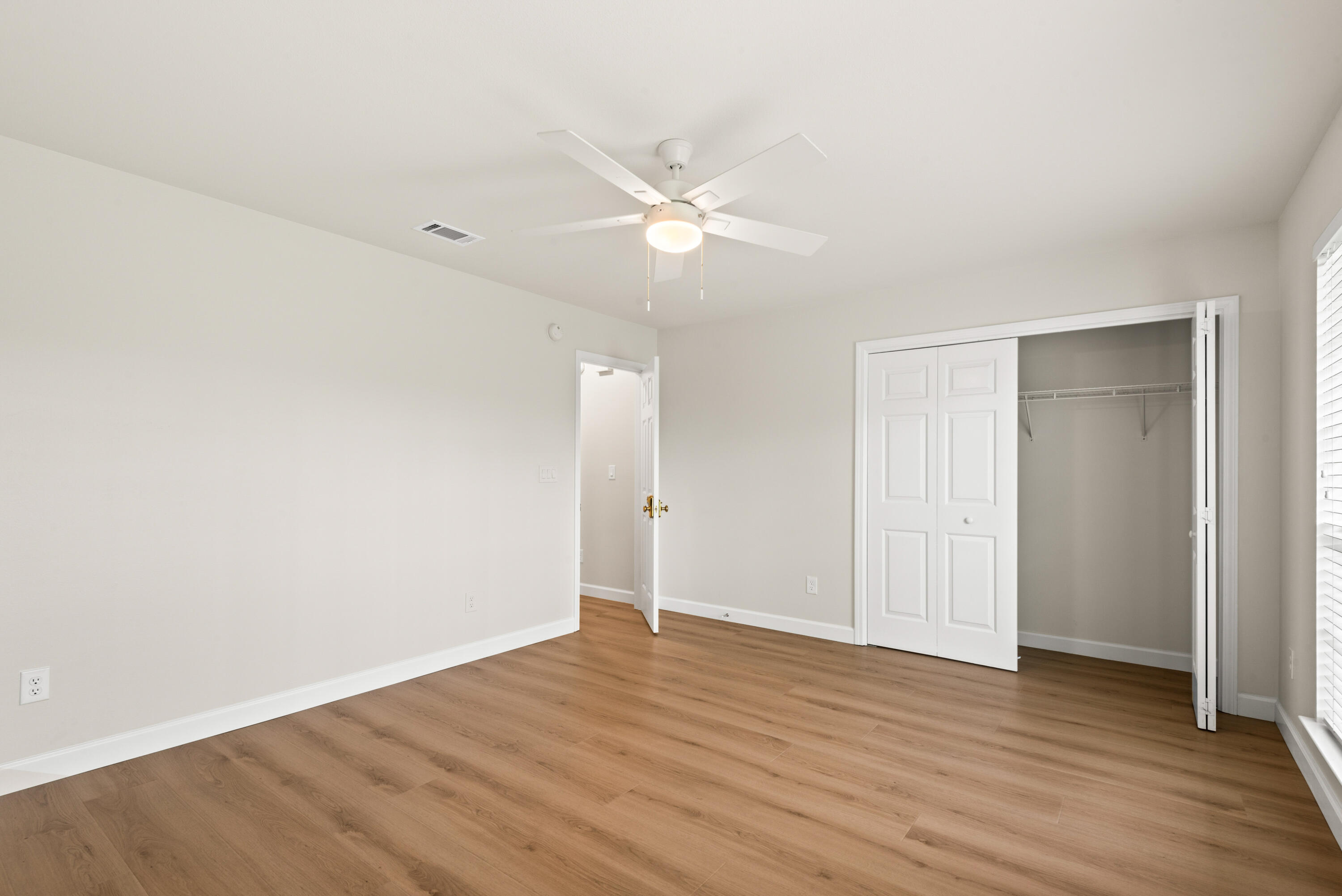 EMERALD BAY WEST - Residential