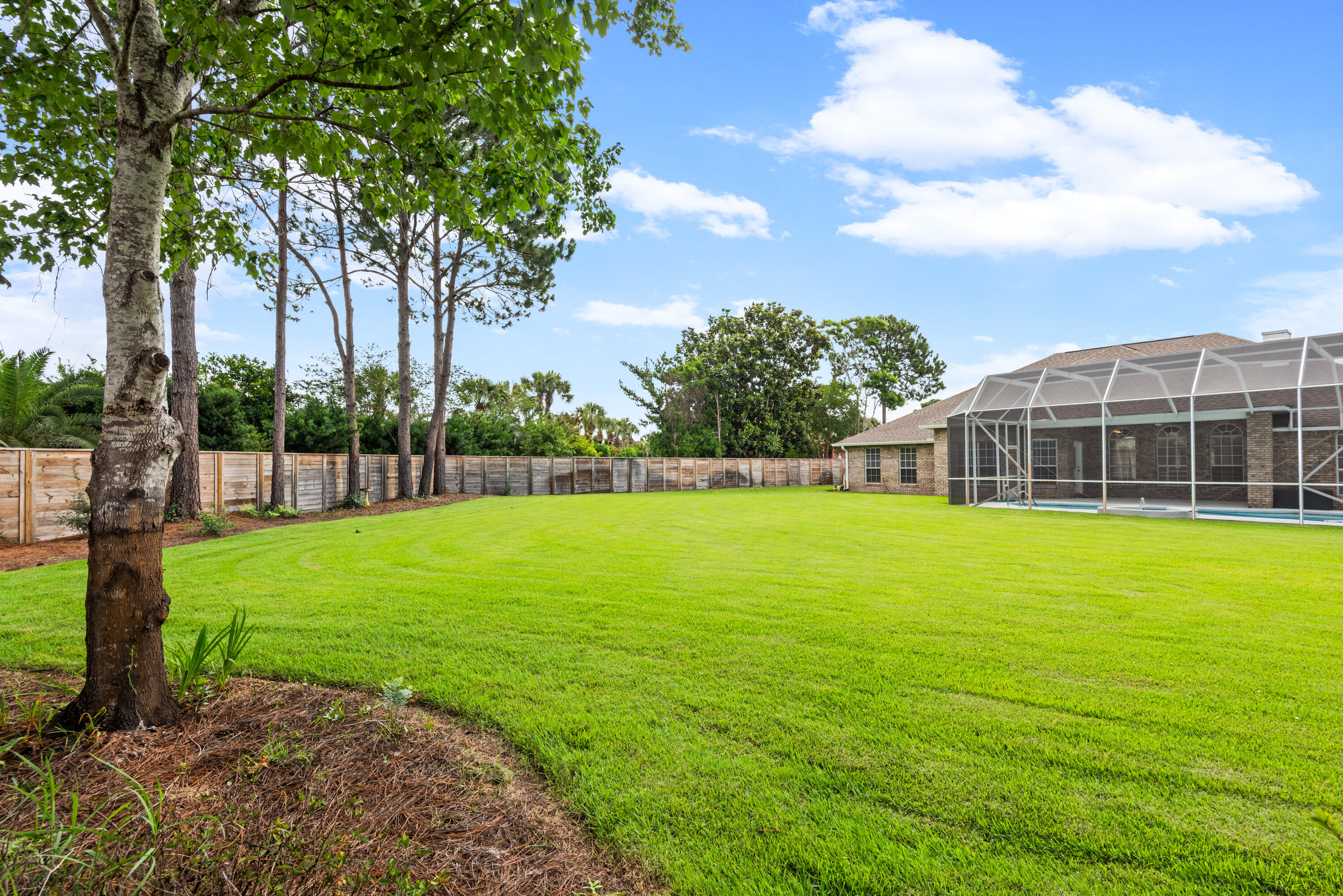EMERALD BAY WEST - Residential