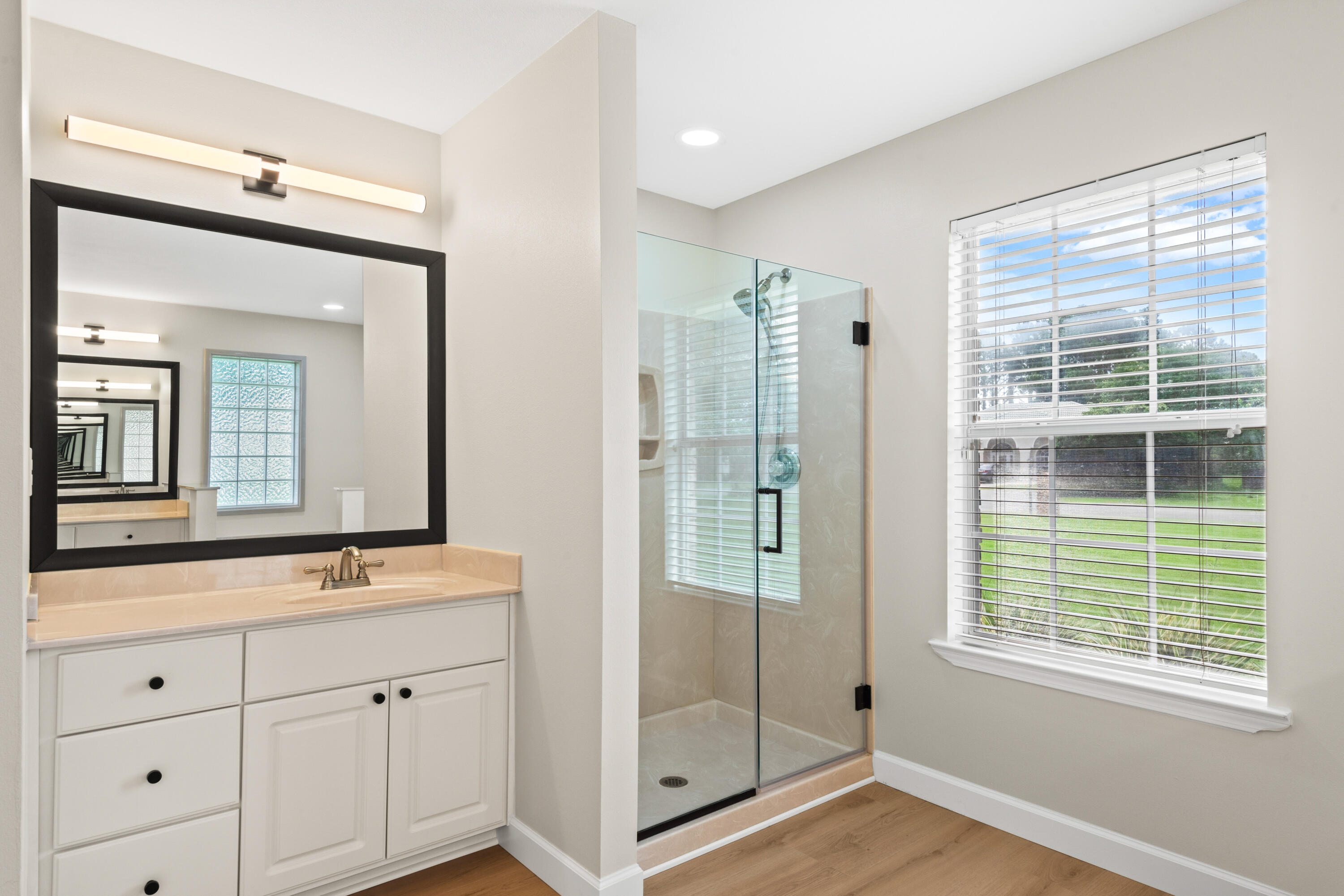 EMERALD BAY WEST - Residential