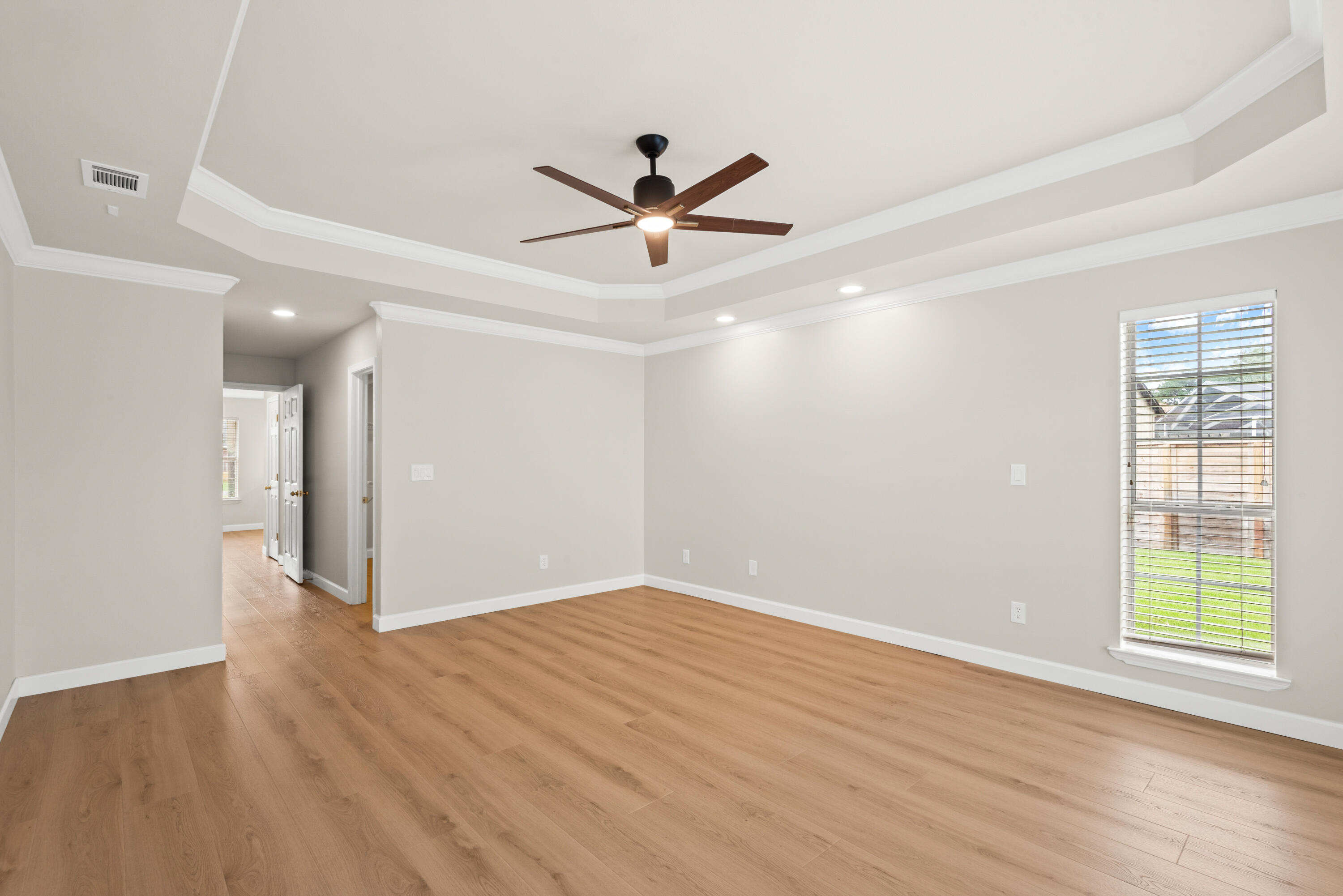 EMERALD BAY WEST - Residential