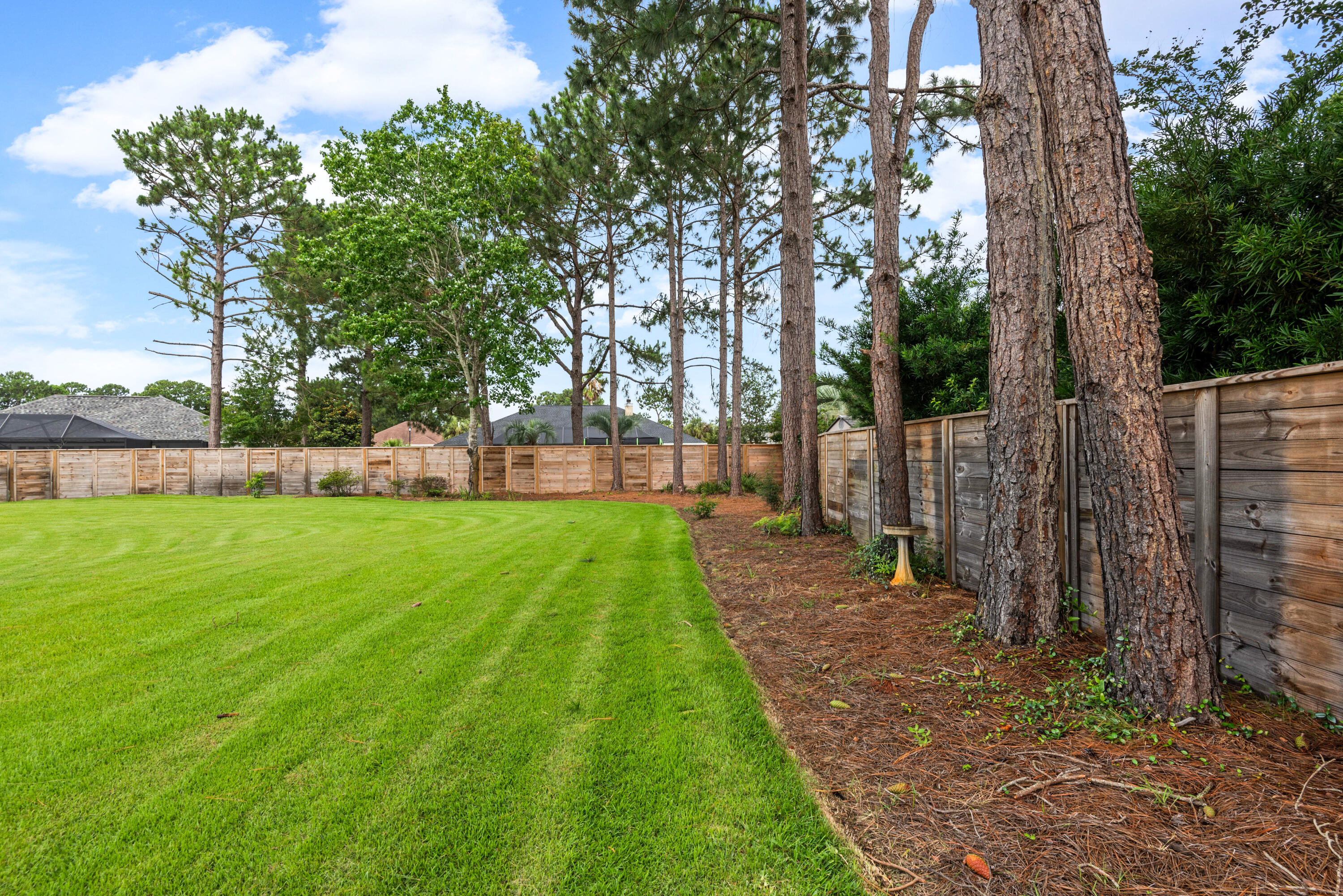 EMERALD BAY WEST - Residential
