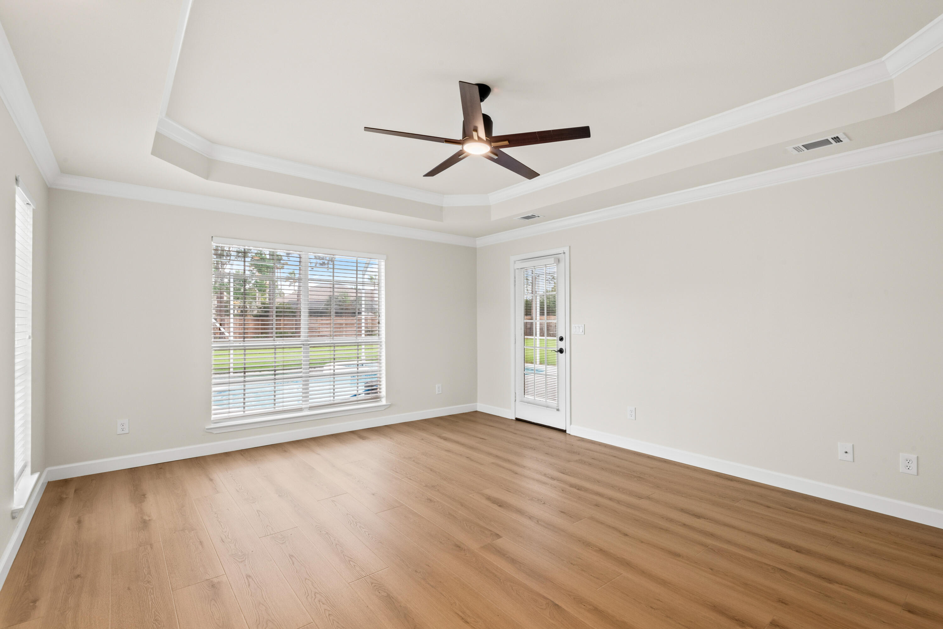 EMERALD BAY WEST - Residential