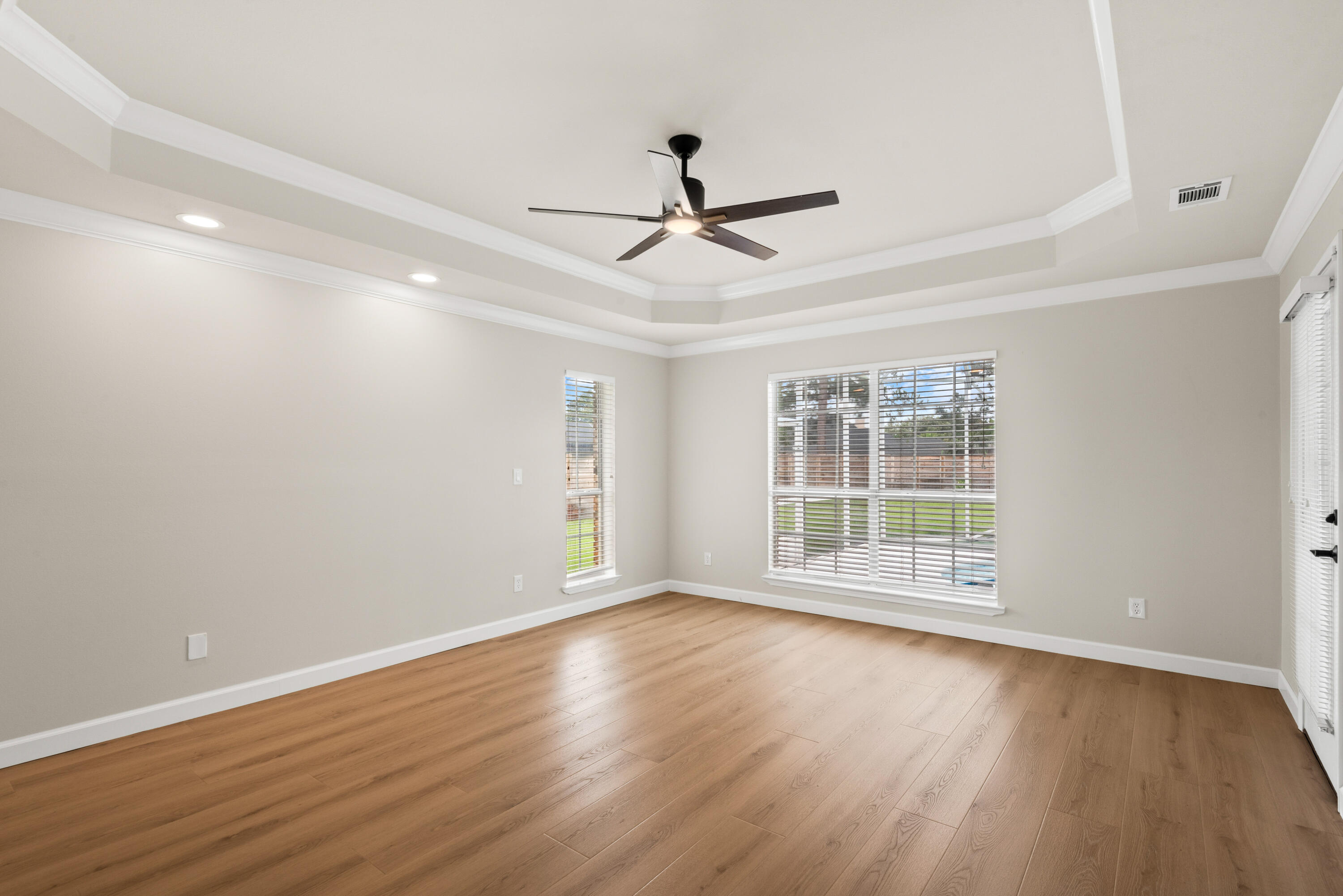 EMERALD BAY WEST - Residential